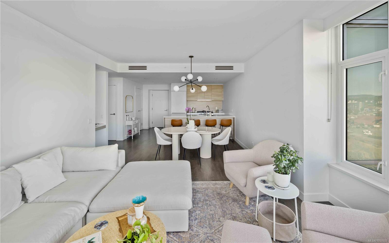 604-60 Saghalie Rd — listing photo 10 of 34