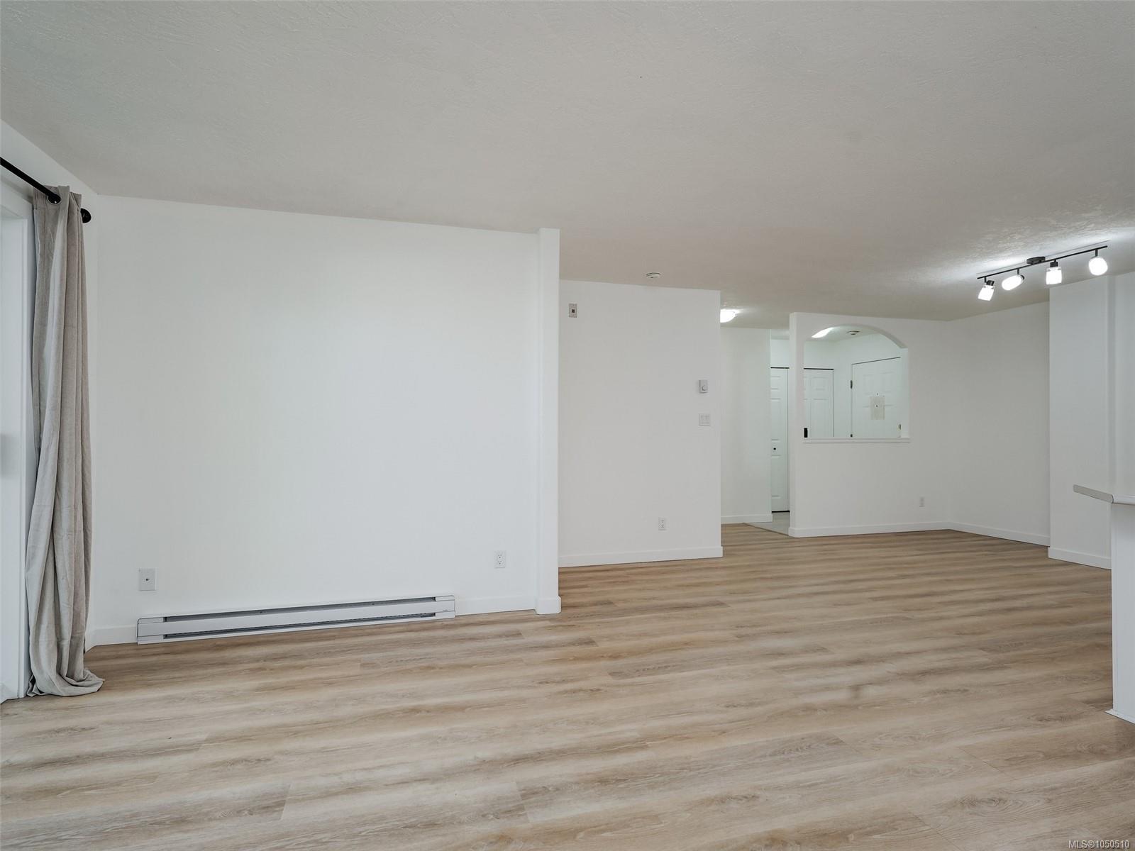 101-3724 Harriet Rd — listing photo 8 of 28