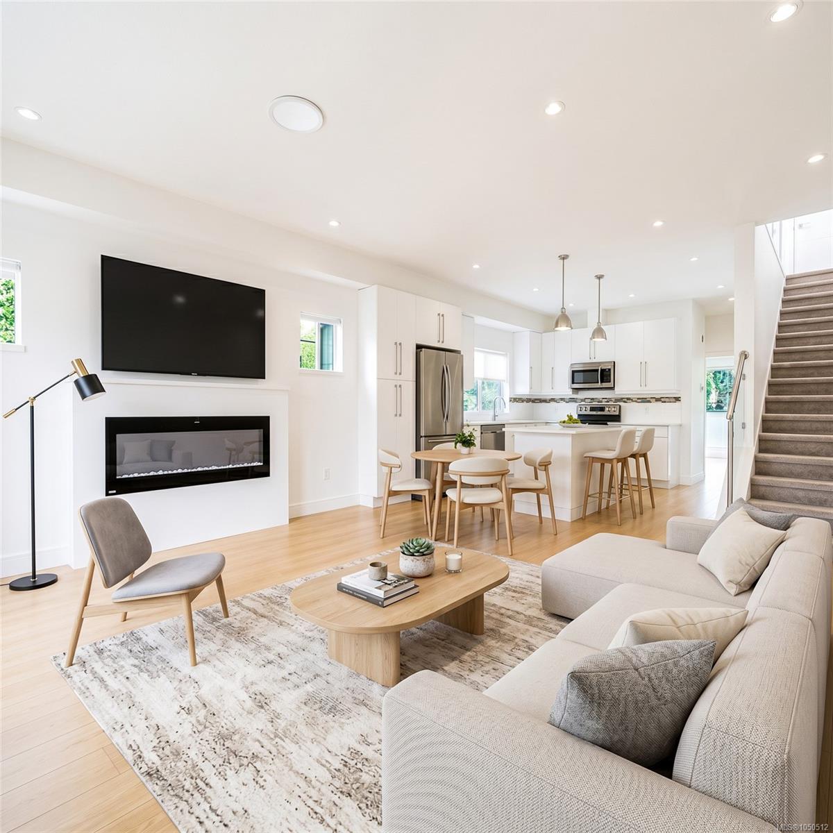 157-300 Phelps Ave — listing photo 3 of 31