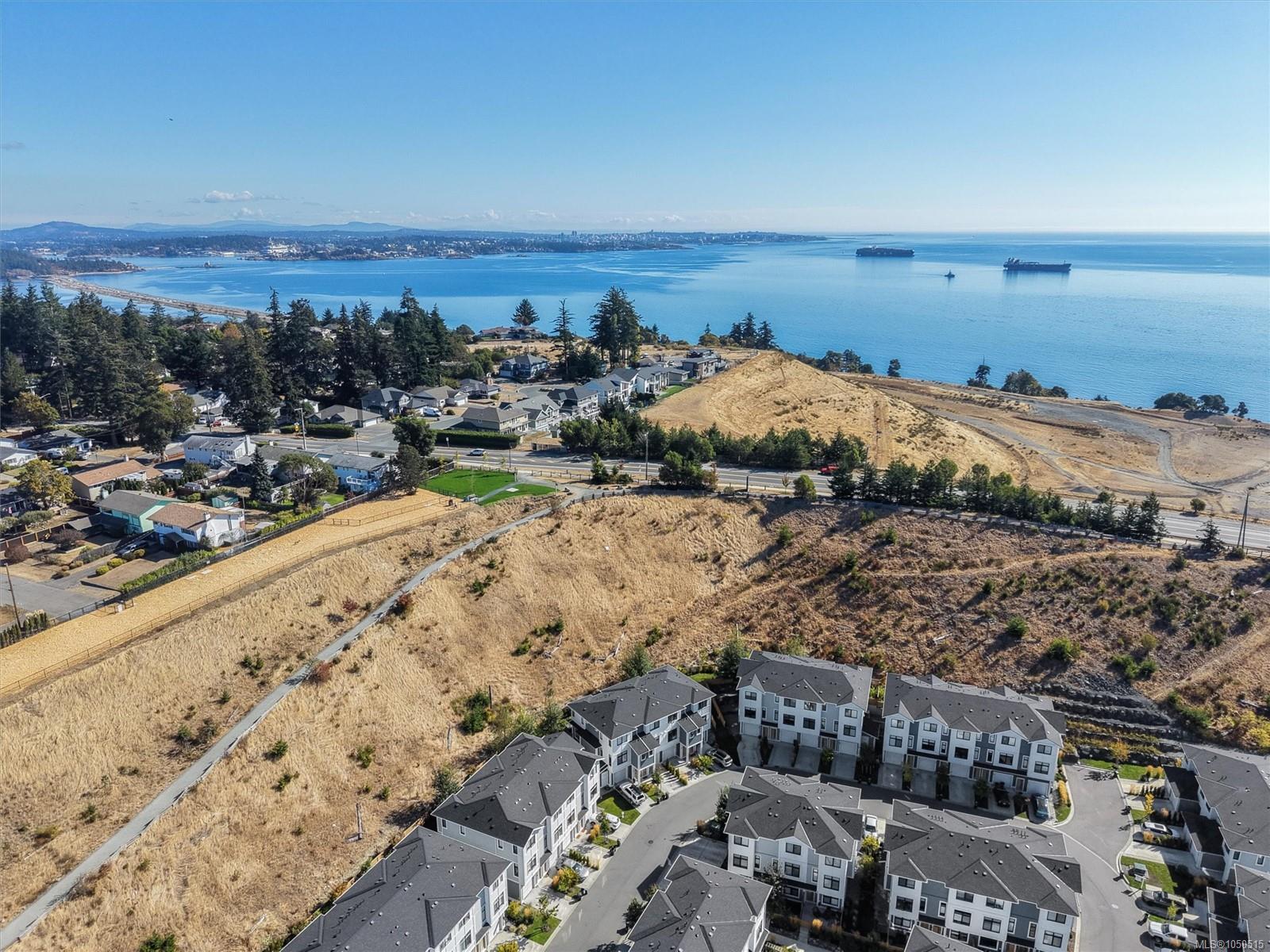 38-255 Caspian Dr photo 4