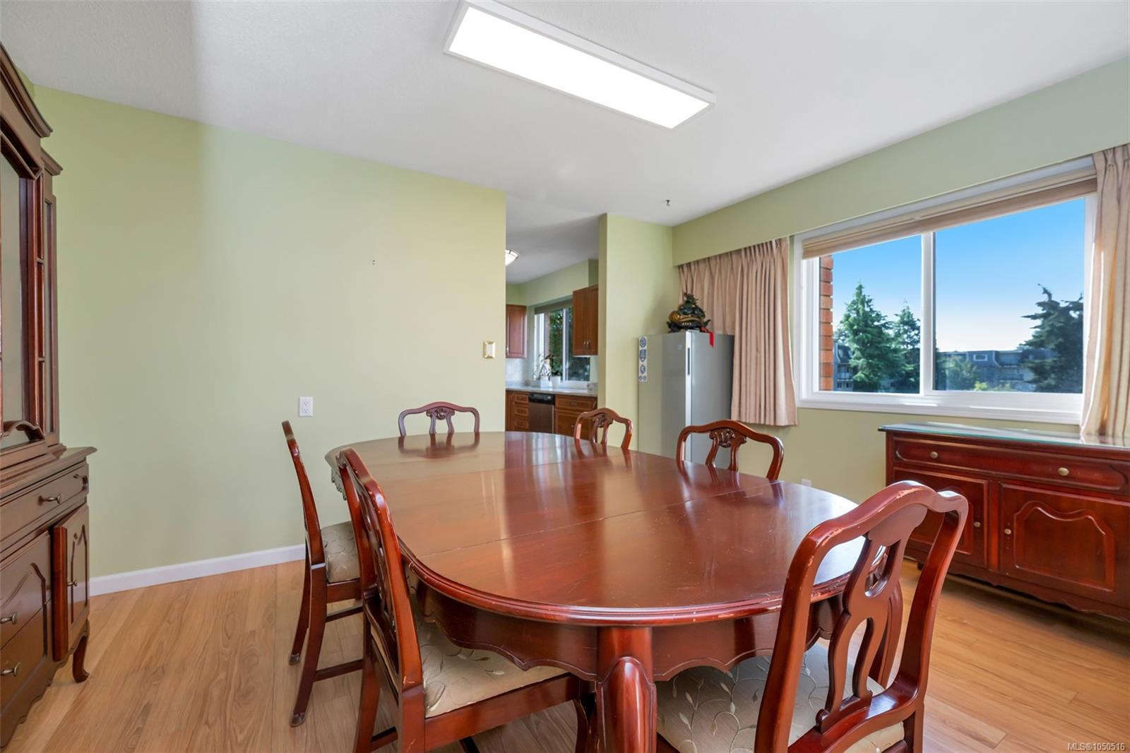 310-853 Selkirk Ave — listing photo 14 of 31