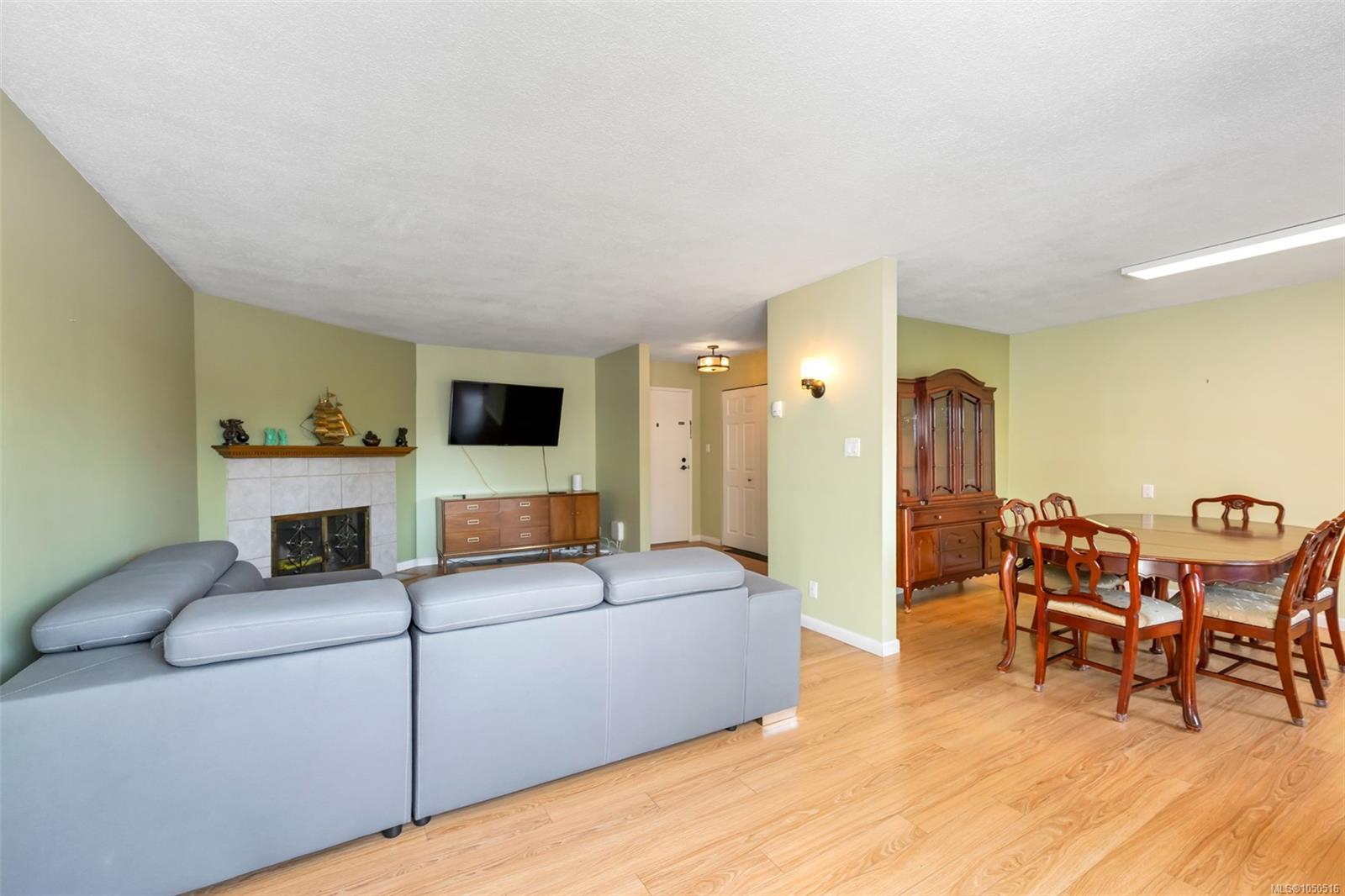 310-853 Selkirk Ave — listing photo 10 of 31