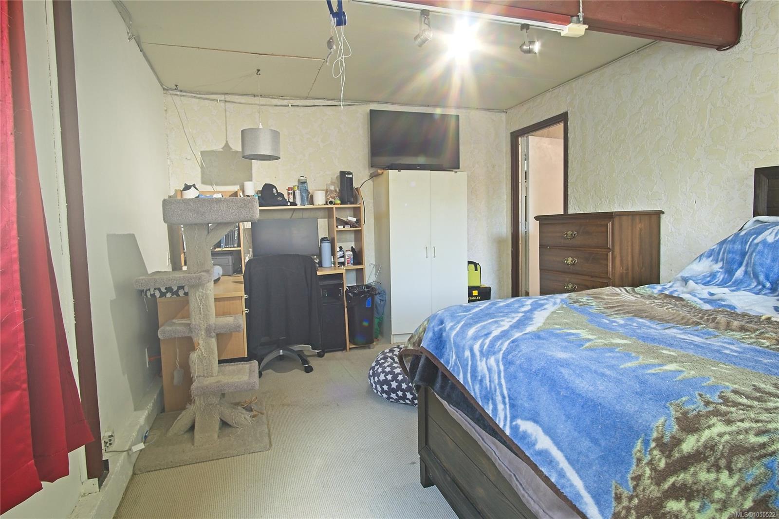 Photo 24
