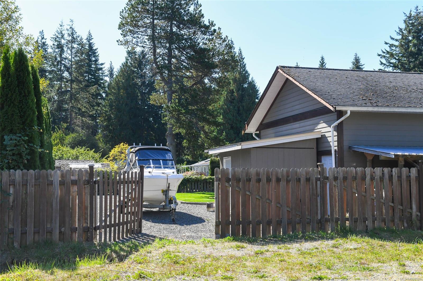 1530 Grayling Dr — listing photo 8 of 53
