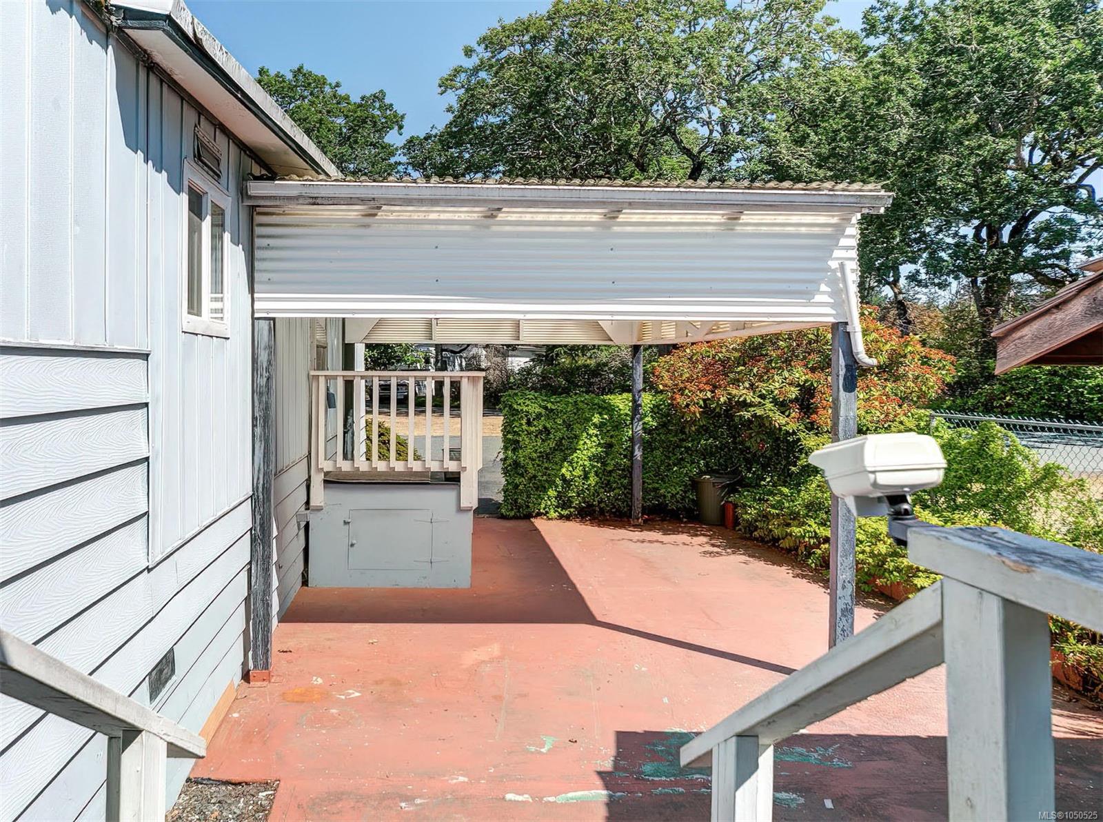 57-2780 Spencer Rd — listing photo 3 of 25