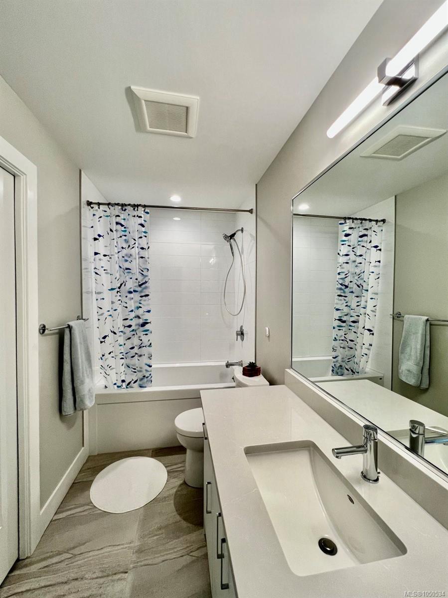 2727 Celestial Crt — listing photo 12 of 21