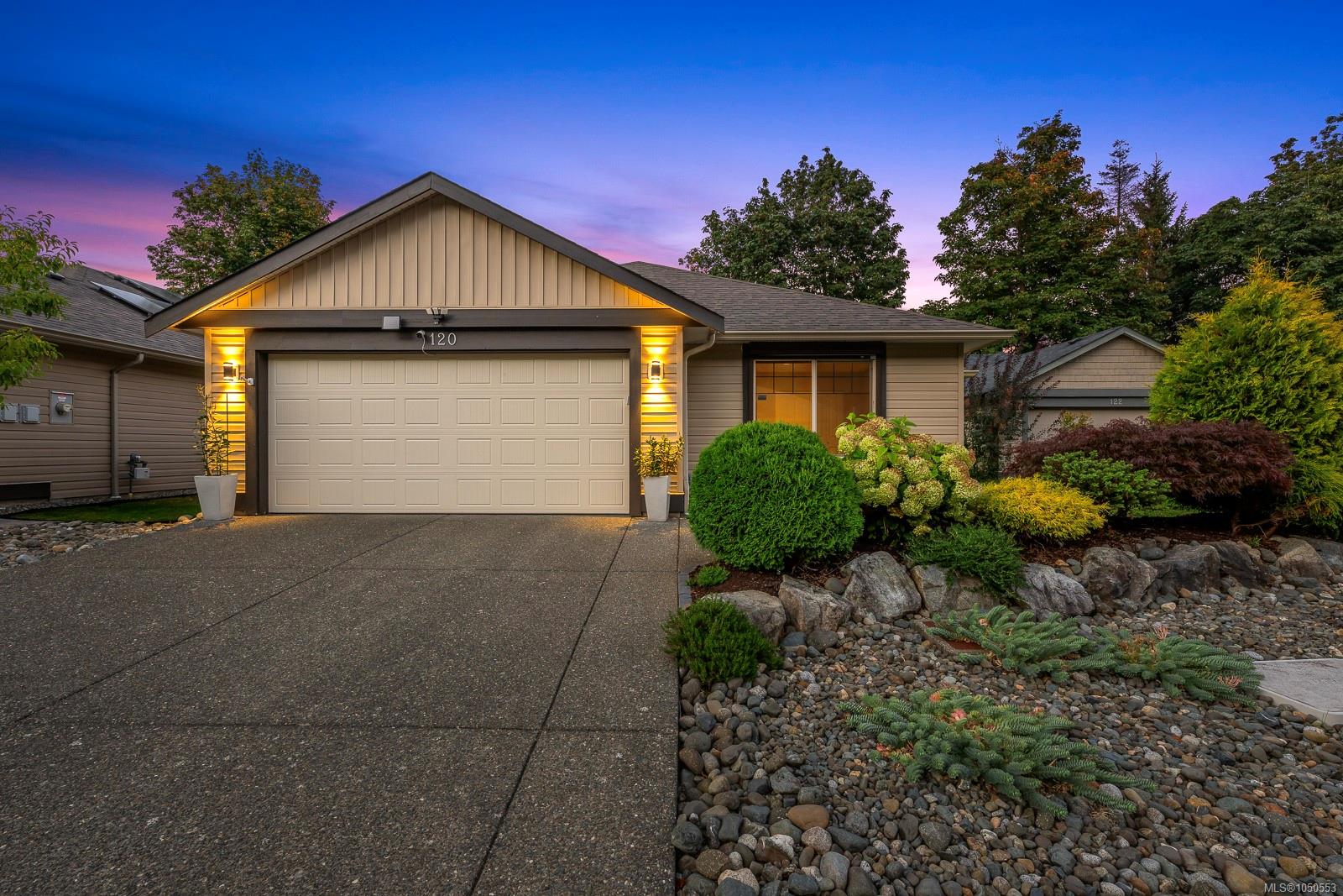 120-2205 Robert Lang Dr, Courtenay