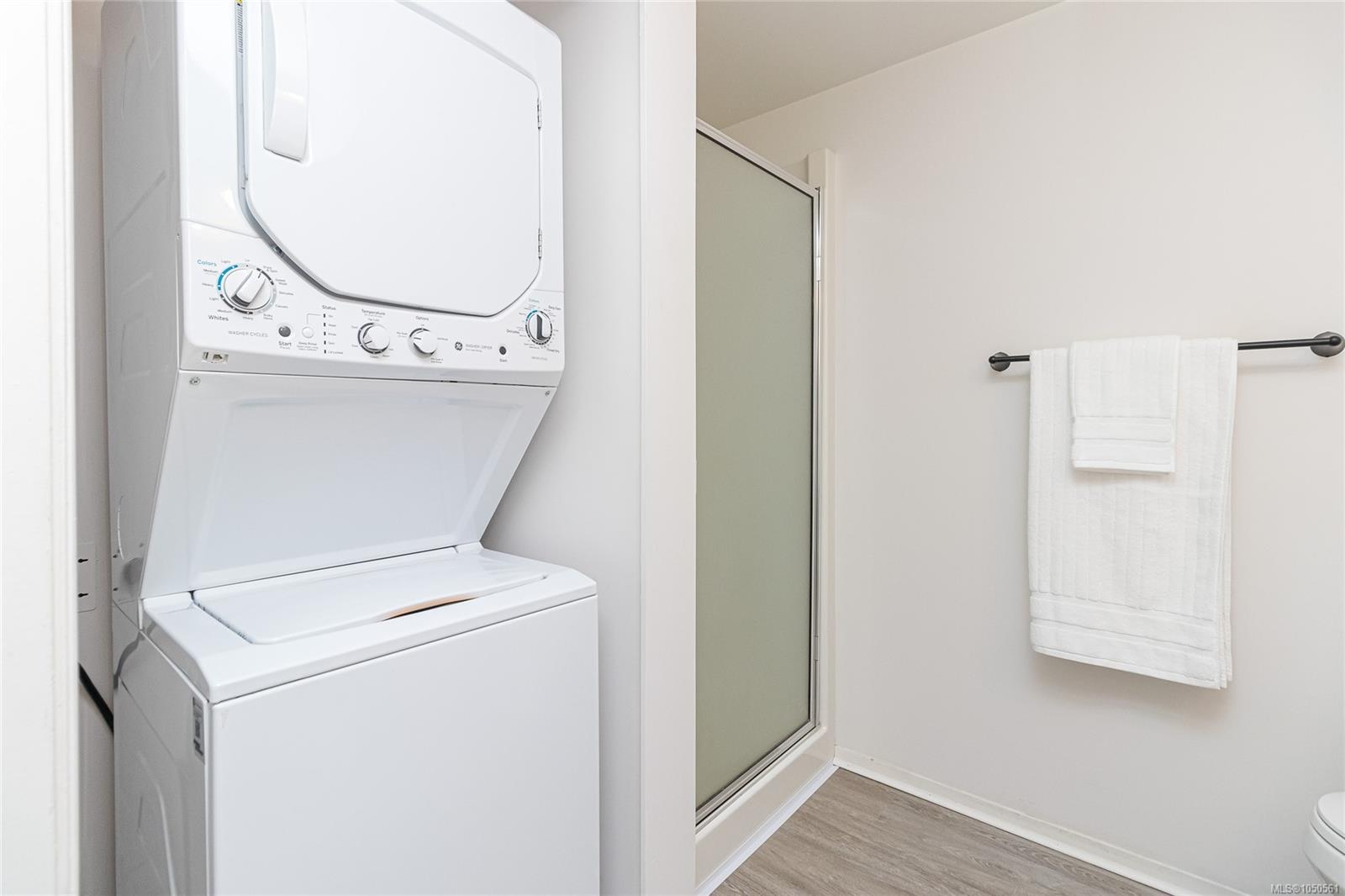 303-932 Johnson St — listing photo 13 of 29