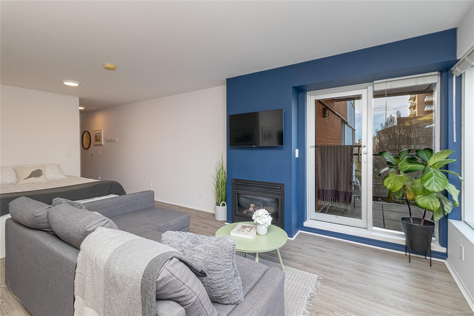 303-932 Johnson St — listing photo 9 of 29