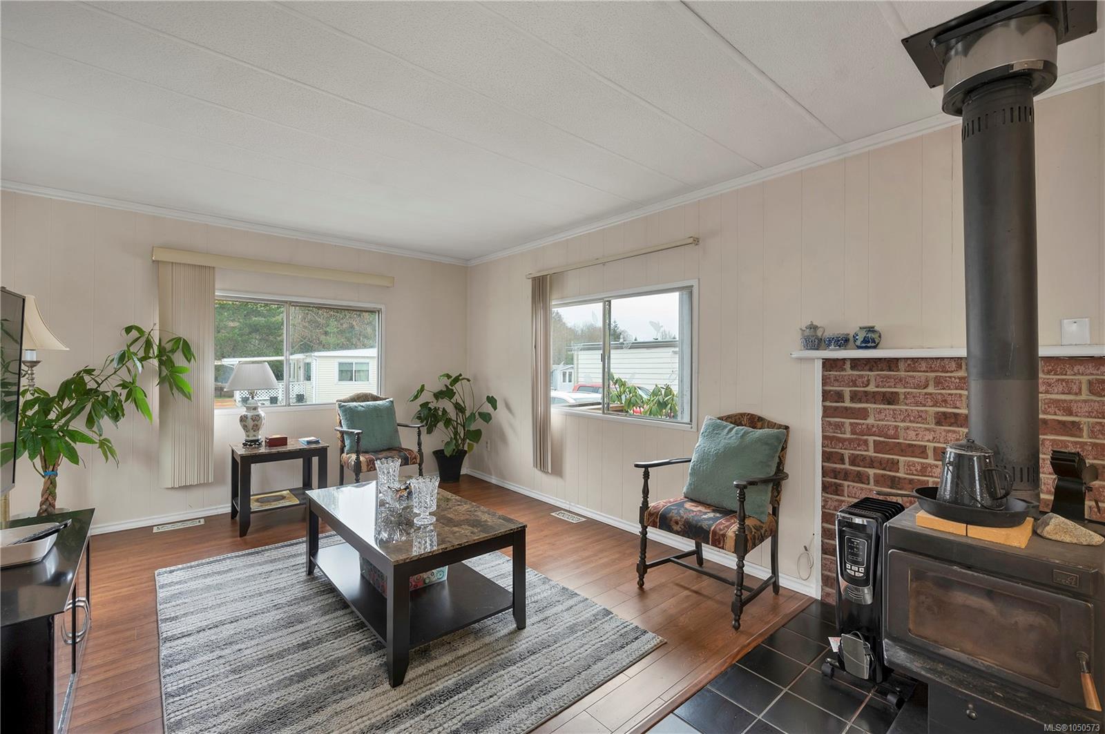 81-951 Homewood Rd — listing photo 8 of 28