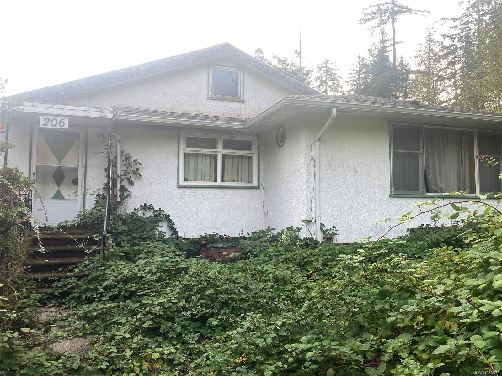 206 King Rd — listing photo 2 of 8