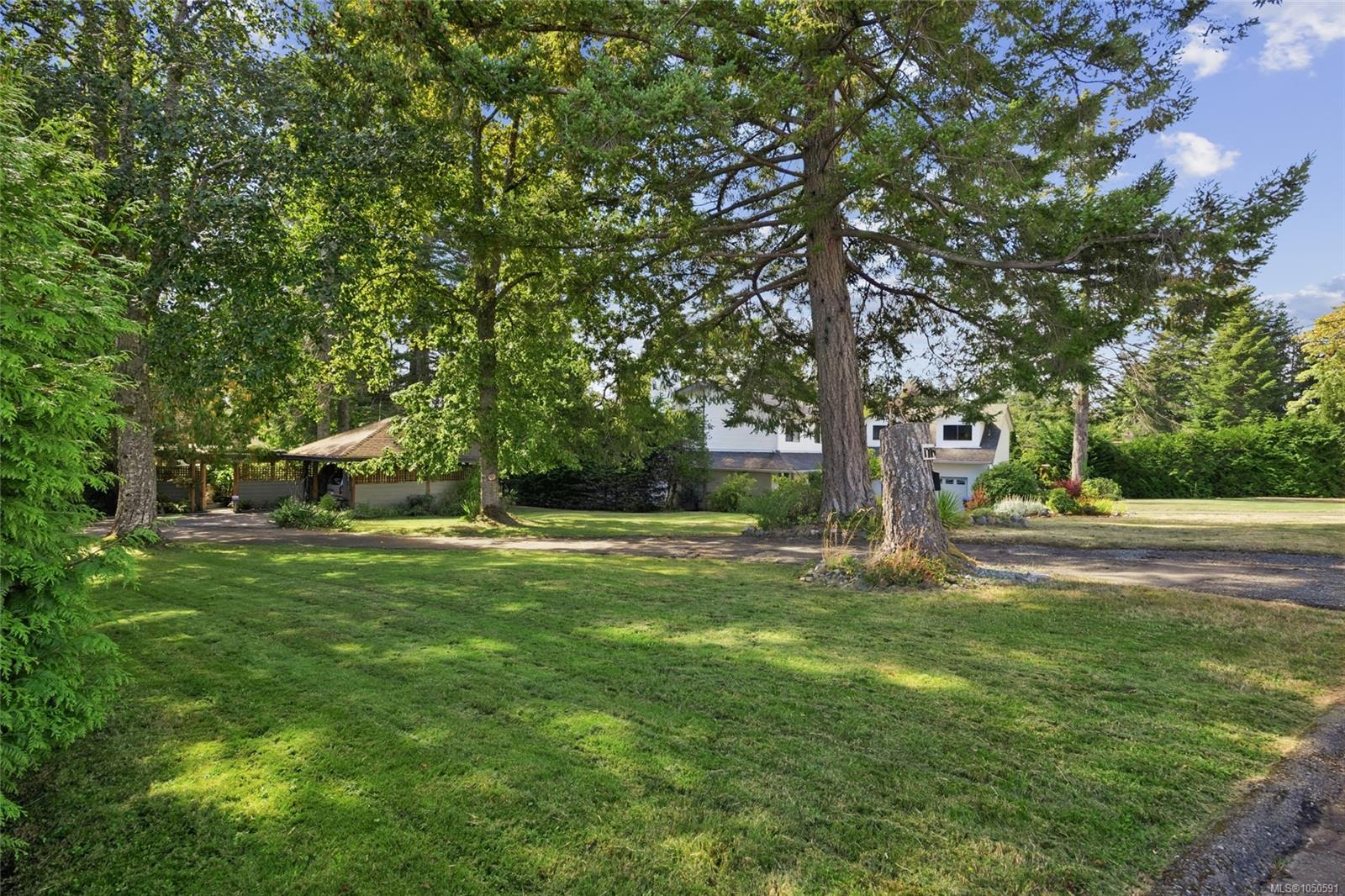 1719 Centennial Ave photo 4
