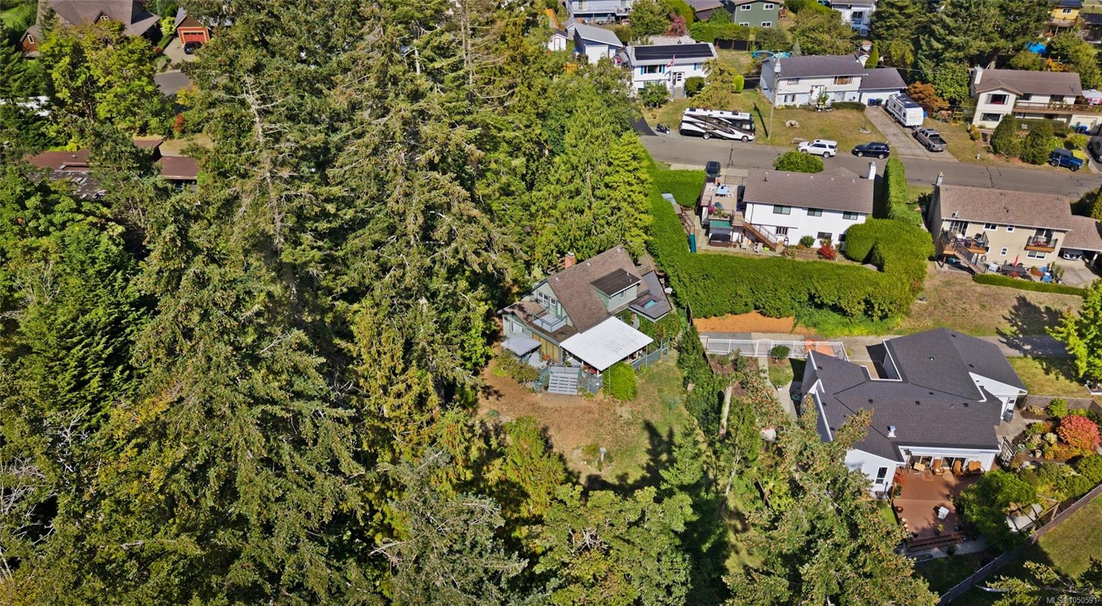 1719 Centennial Ave — listing photo 8 of 66