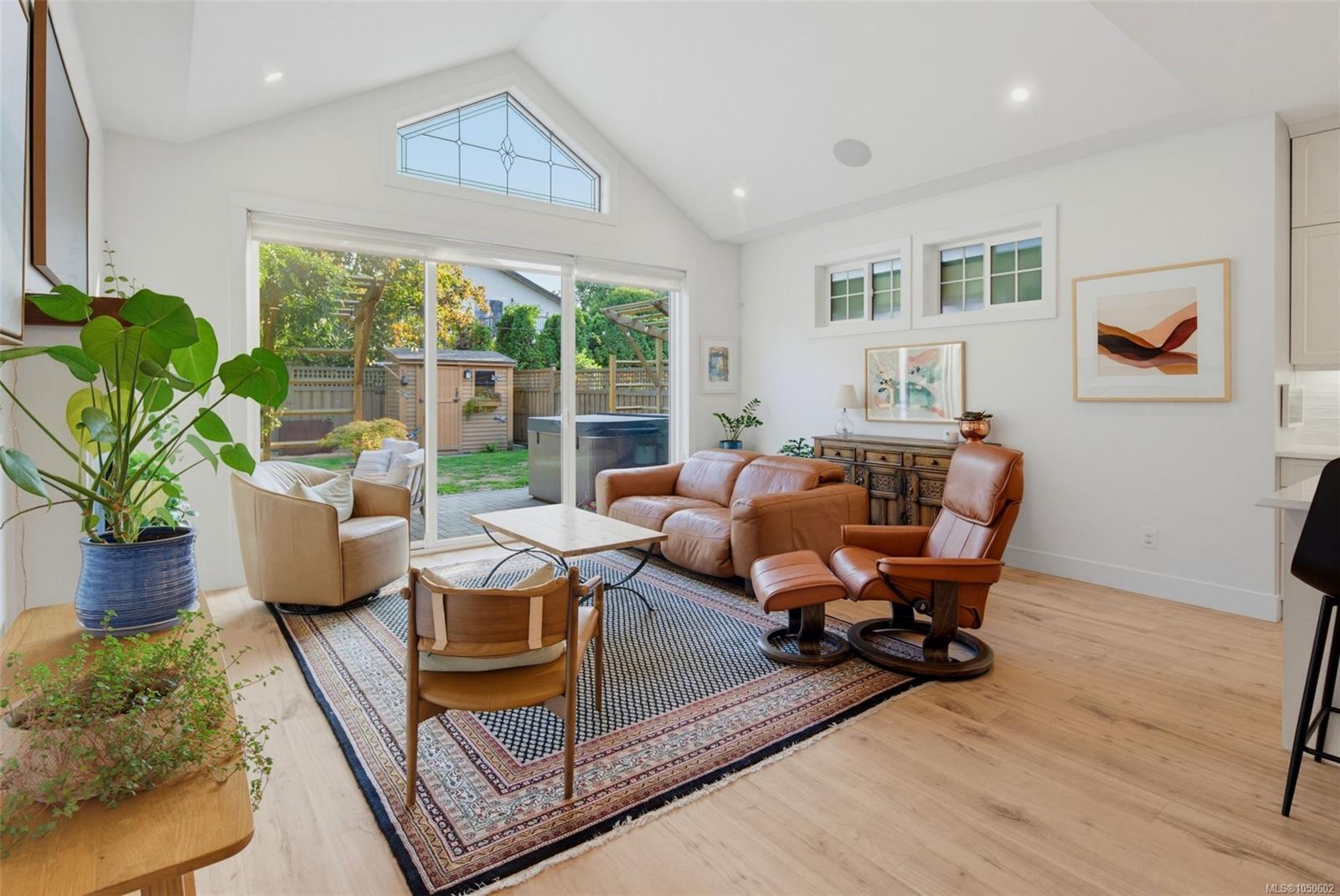 1159 Sluggett Rd — listing photo 11 of 33