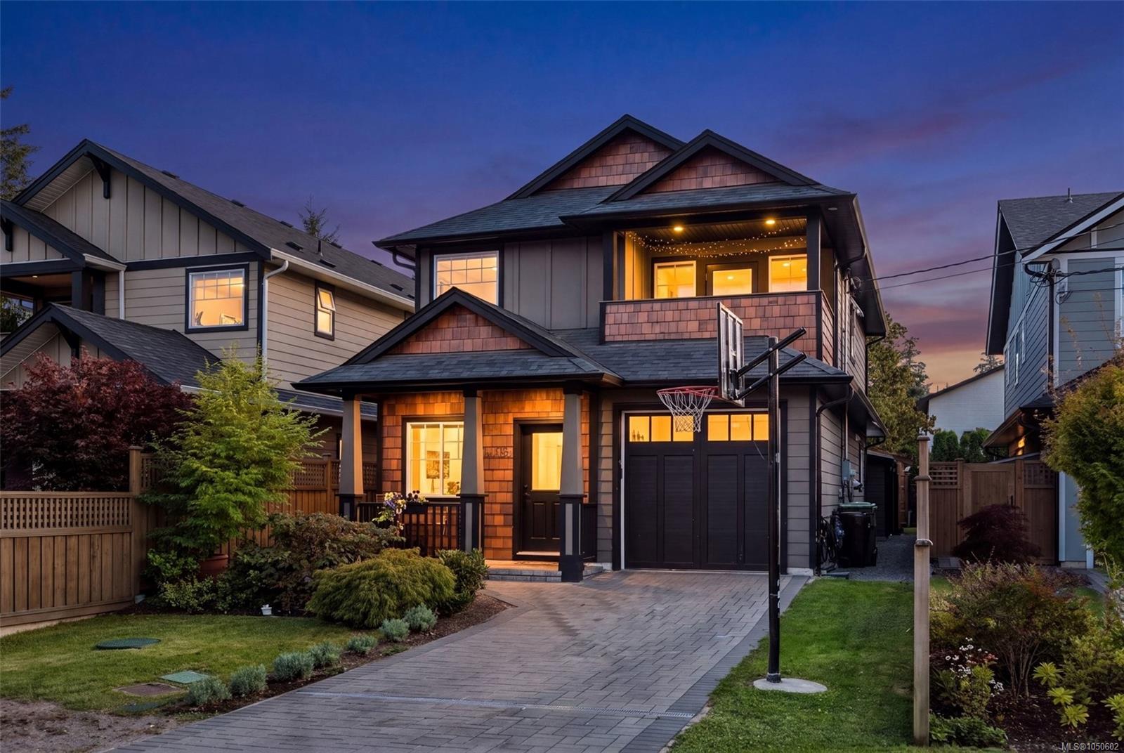 1159 Sluggett Rd — listing photo 3 of 33