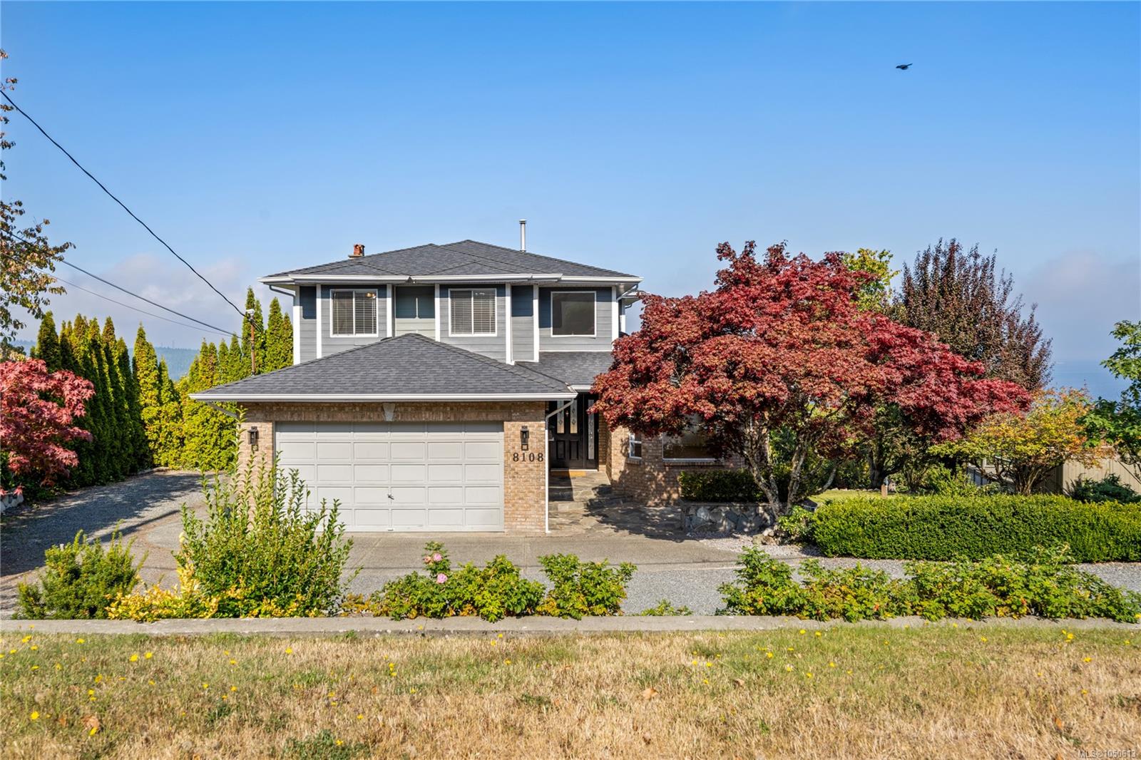 8108 Southwind Dr — listing photo 3 of 85