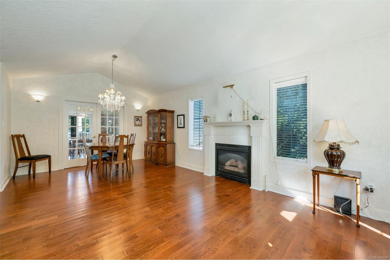 1487 Thomson Terr — listing photo 13 of 50