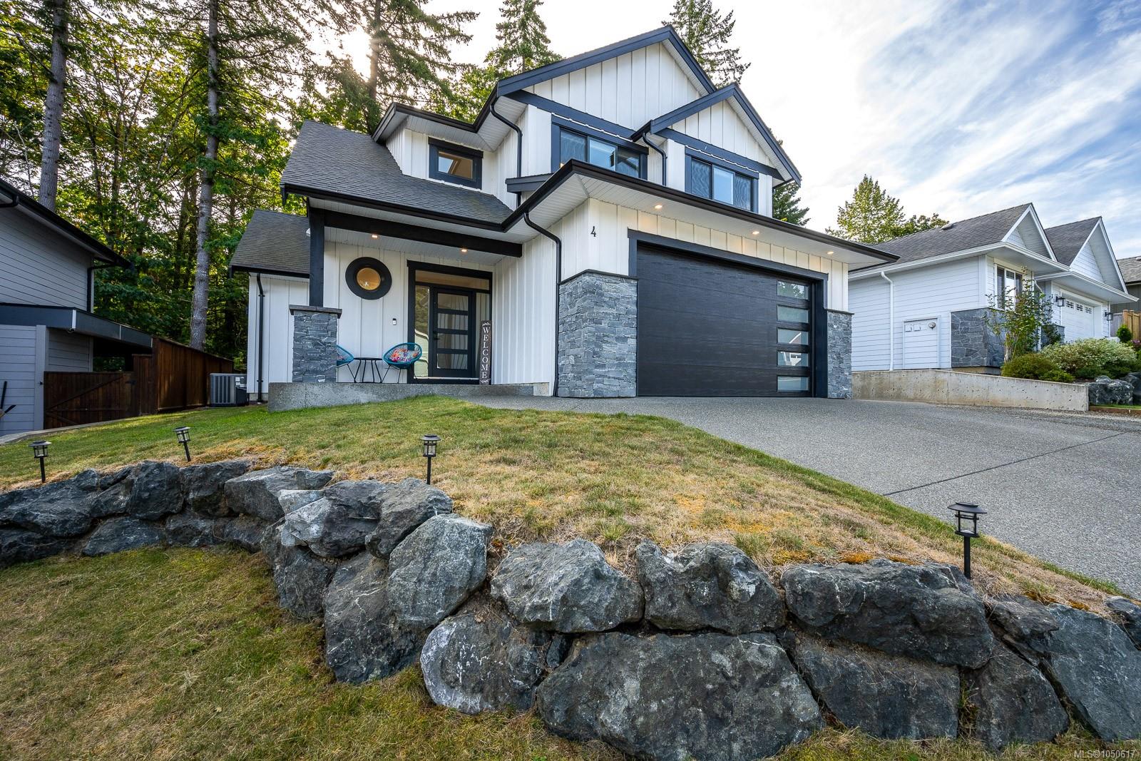 4-2880 Arden Rd, Courtenay