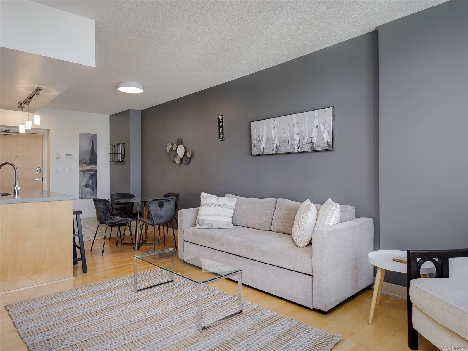 505-760 Johnson St — listing photo 8 of 26