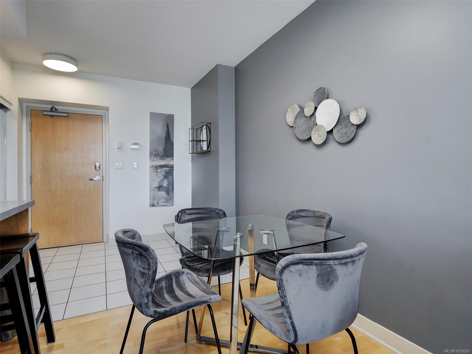 505-760 Johnson St — listing photo 9 of 26
