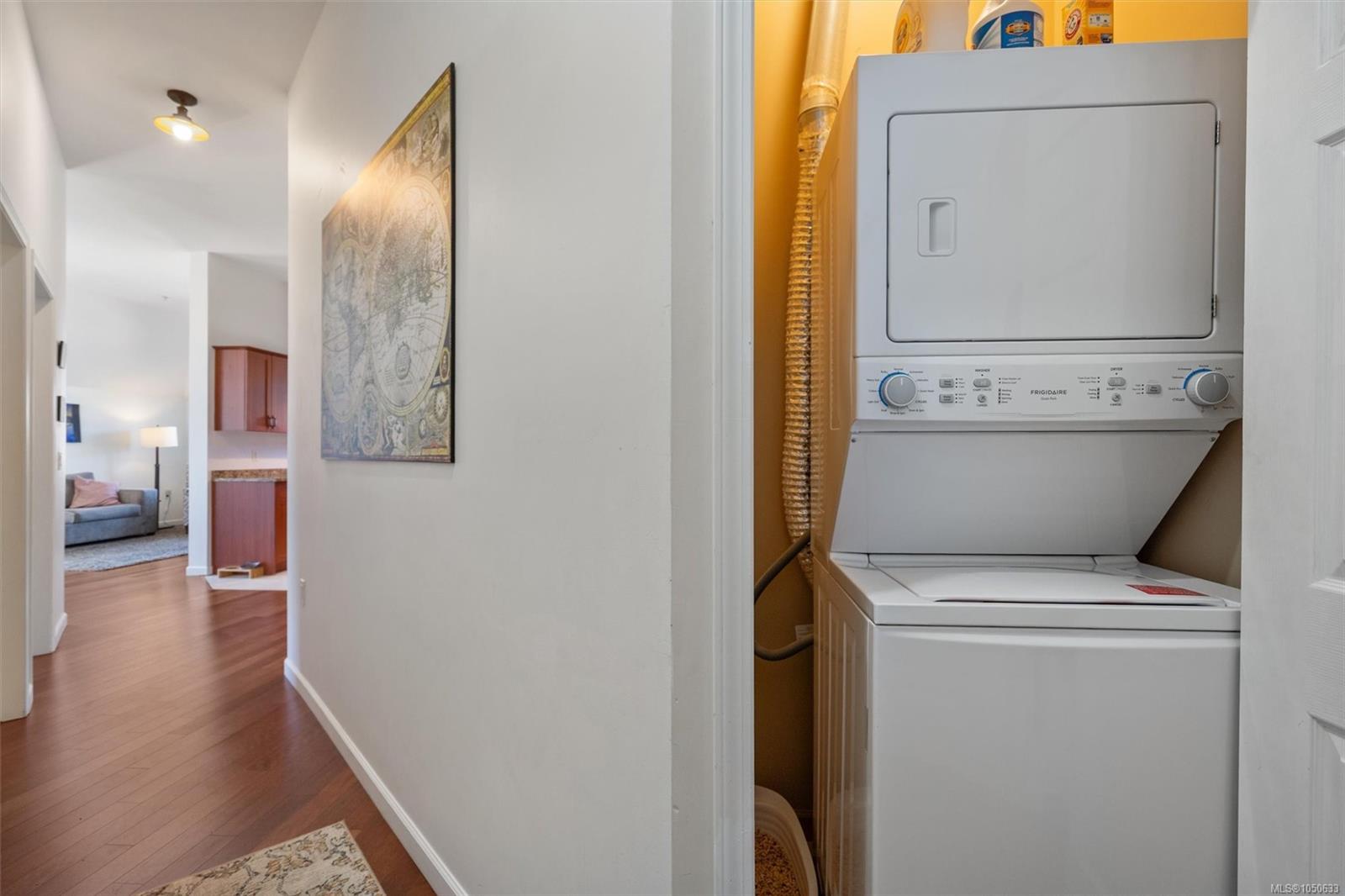 410-663 Goldstream Ave — listing photo 14 of 29