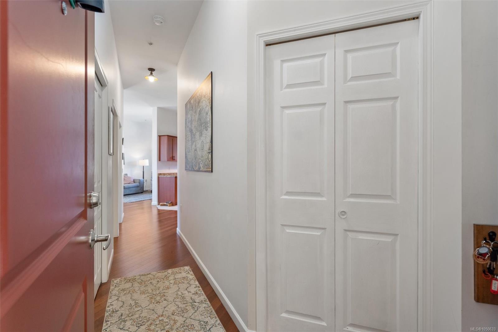 410-663 Goldstream Ave — listing photo 5 of 29