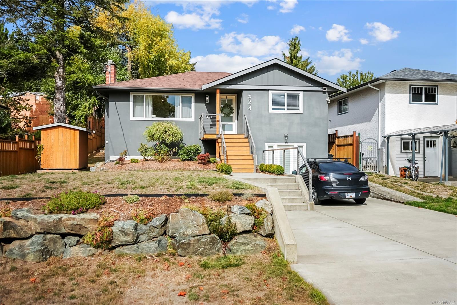 524 Warren Ave — listing photo 4 of 35
