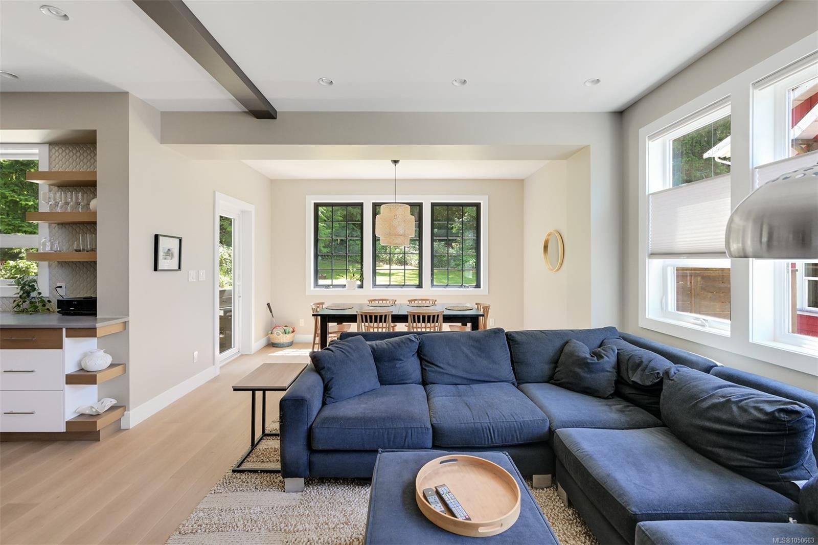 1848 Norbury Rd — listing photo 8 of 99