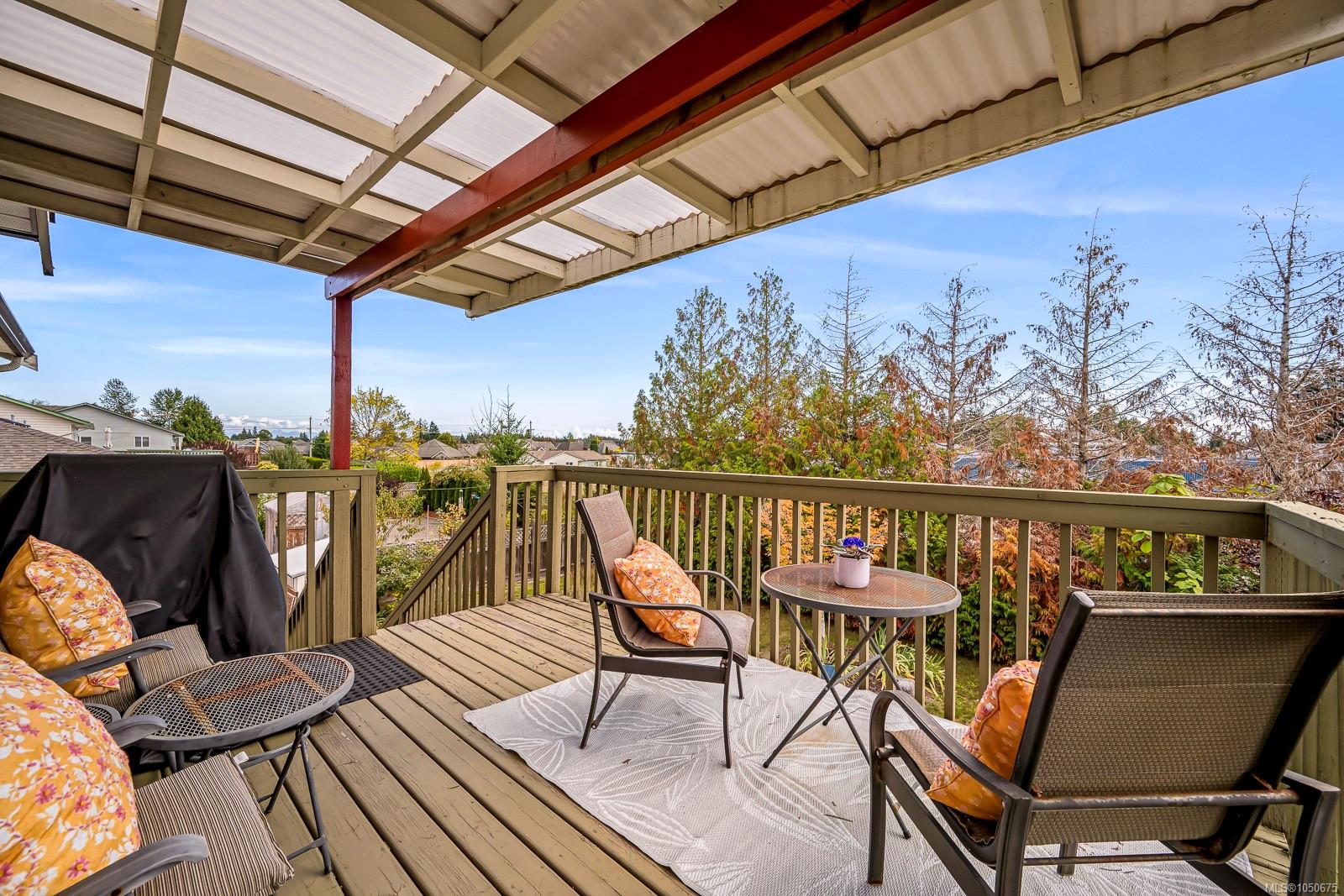 948 Brooks Pl — listing photo 14 of 31