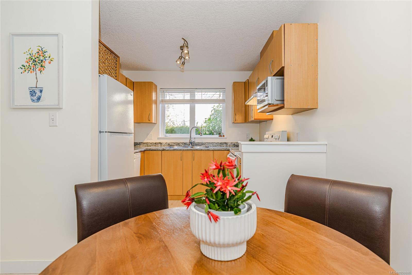 103-3180 Albina St — listing photo 4 of 21