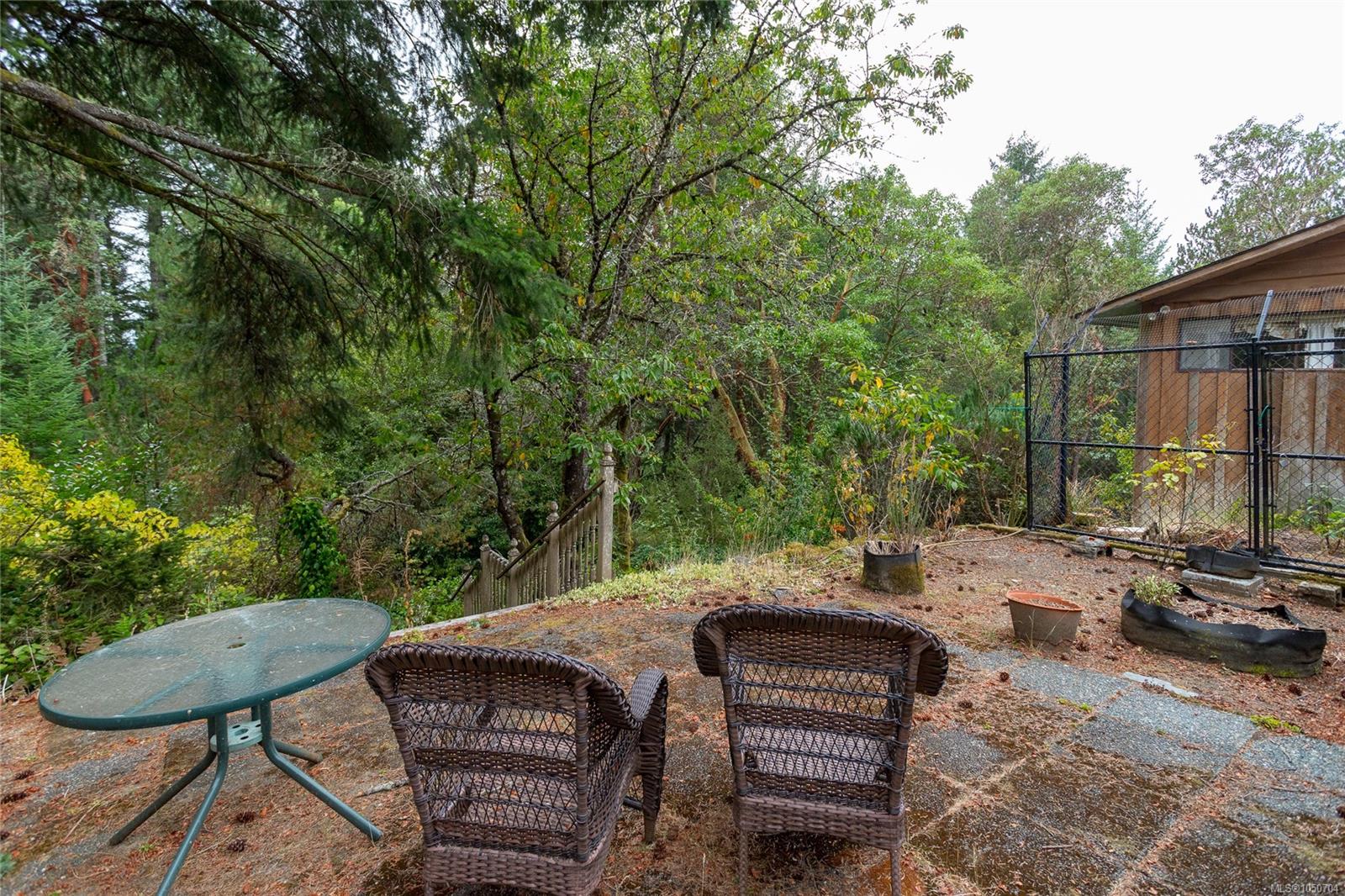 3401 Yorkshire Pl — listing photo 13 of 27