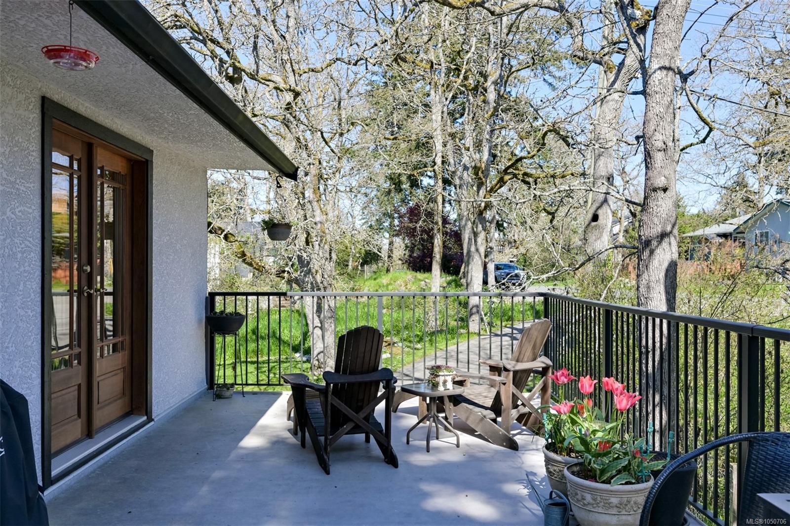 967 Ridgeway St — listing photo 14 of 39