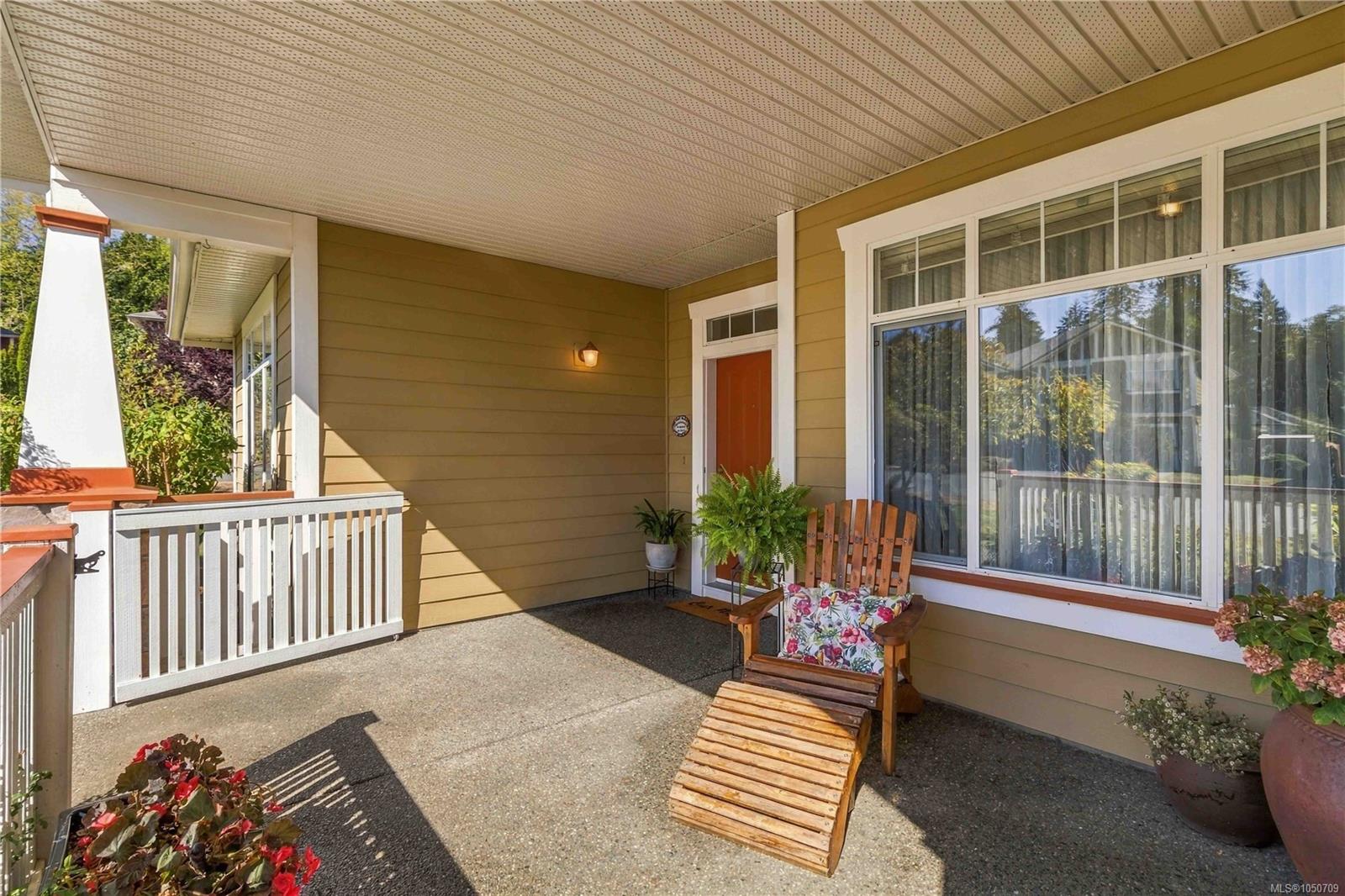 2409 Poplar Dr photo 4
