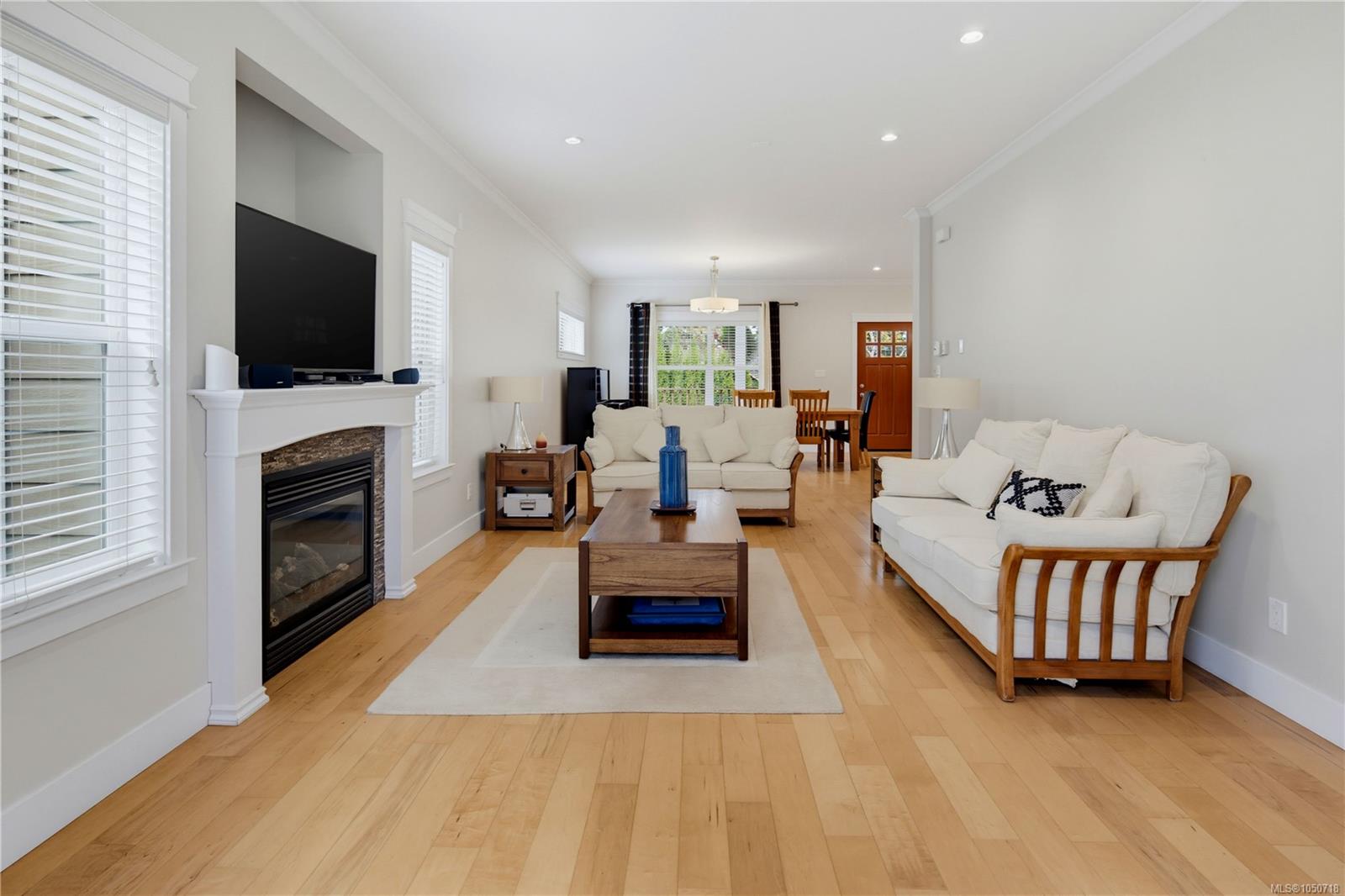 3919 Blenkinsop Rd — listing photo 13 of 41