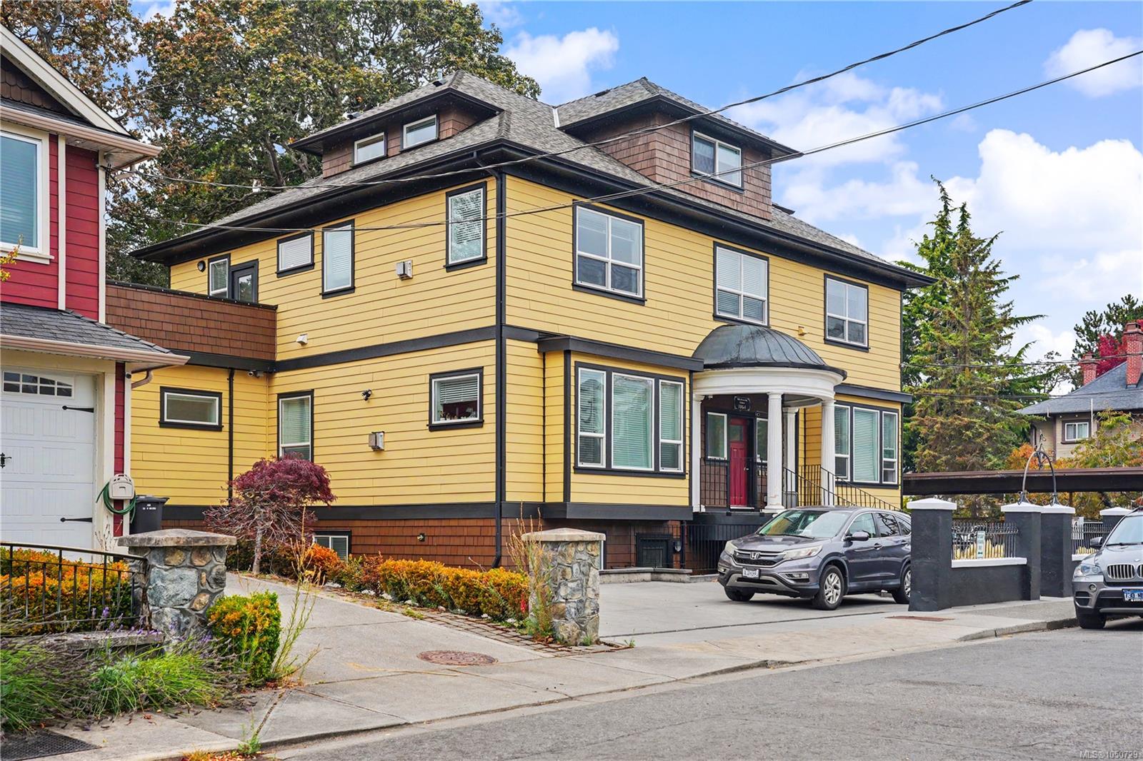 1064 Beverley Pl, Victoria