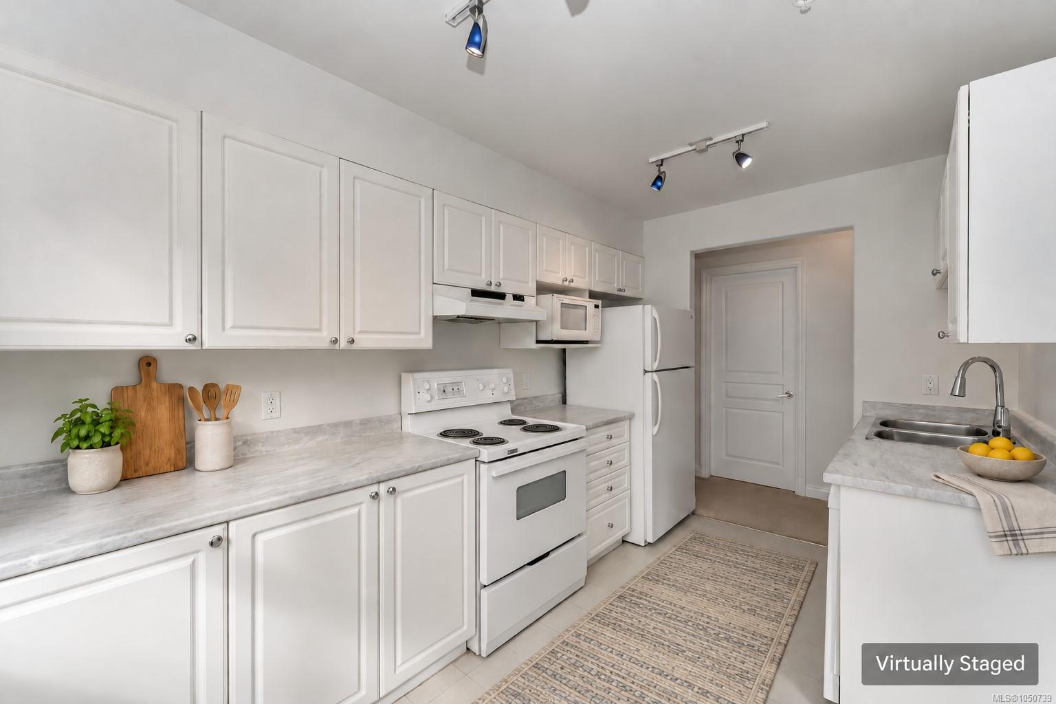 104-1580 Christmas Ave — listing photo 11 of 26