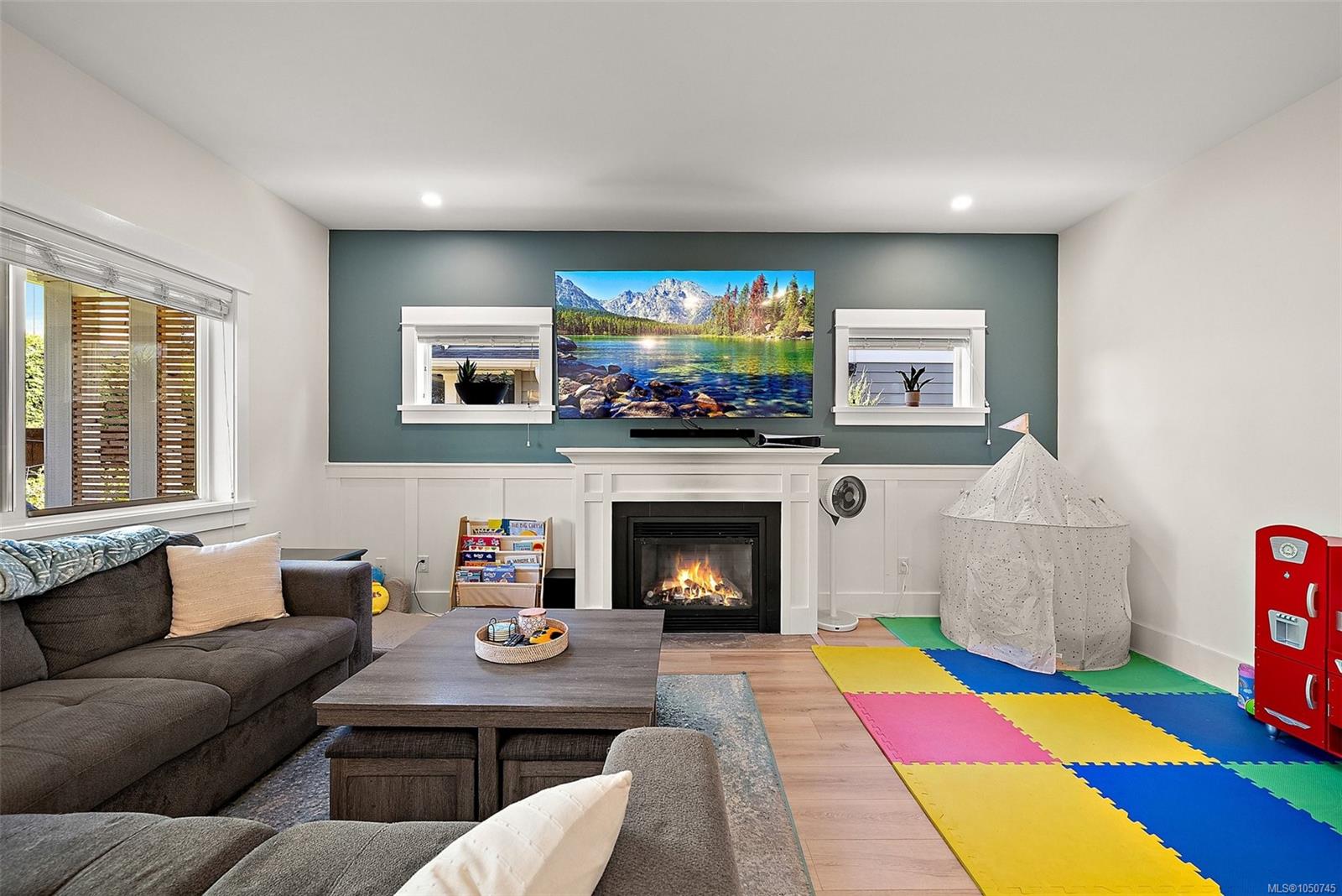 224 Traverse Close — listing photo 9 of 30