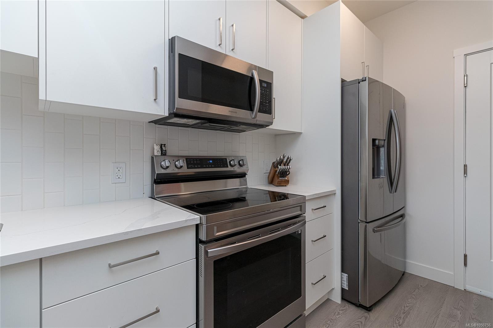 207-707 Treanor Ave — listing photo 12 of 38