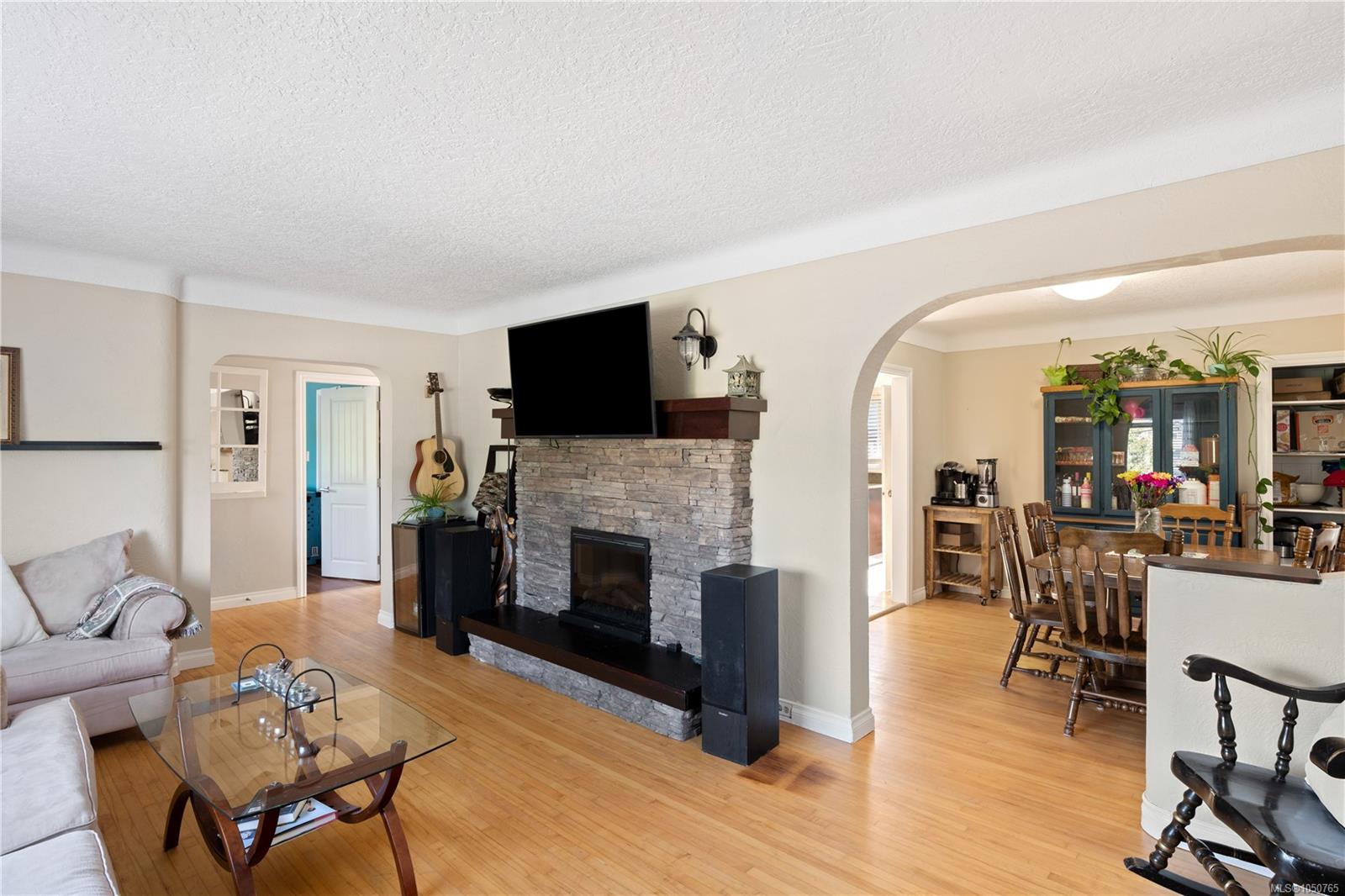 3354 Vision Way — listing photo 6 of 34