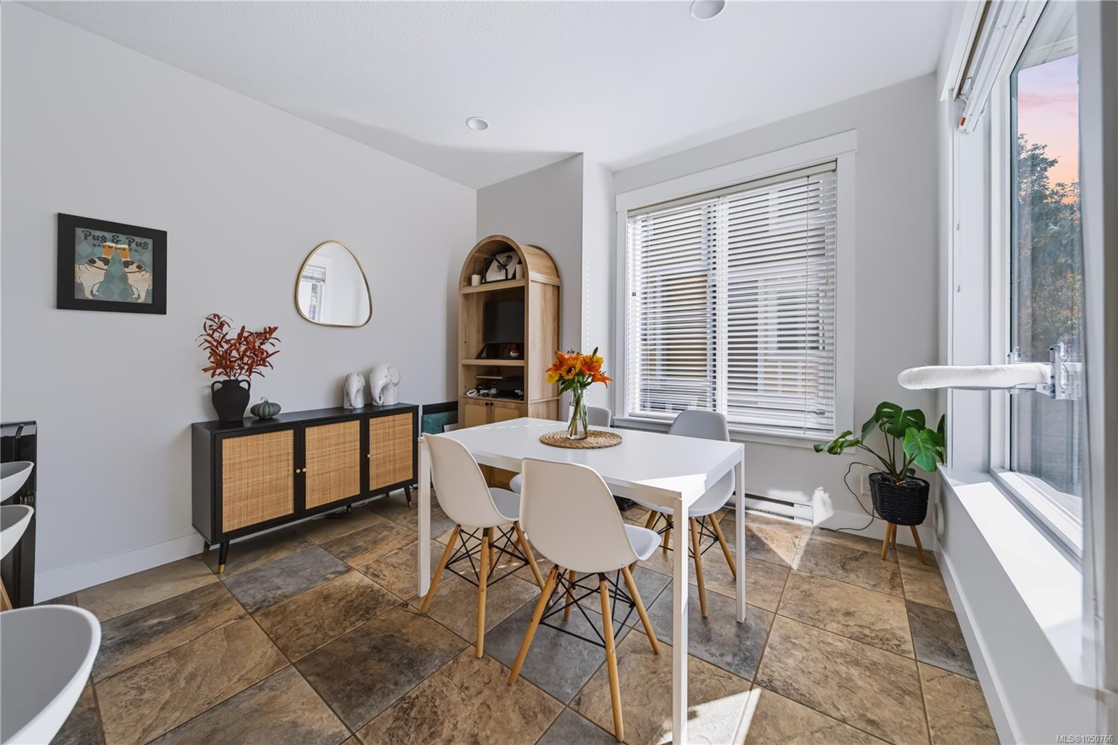 102-6057 Doumont Rd — listing photo 13 of 26