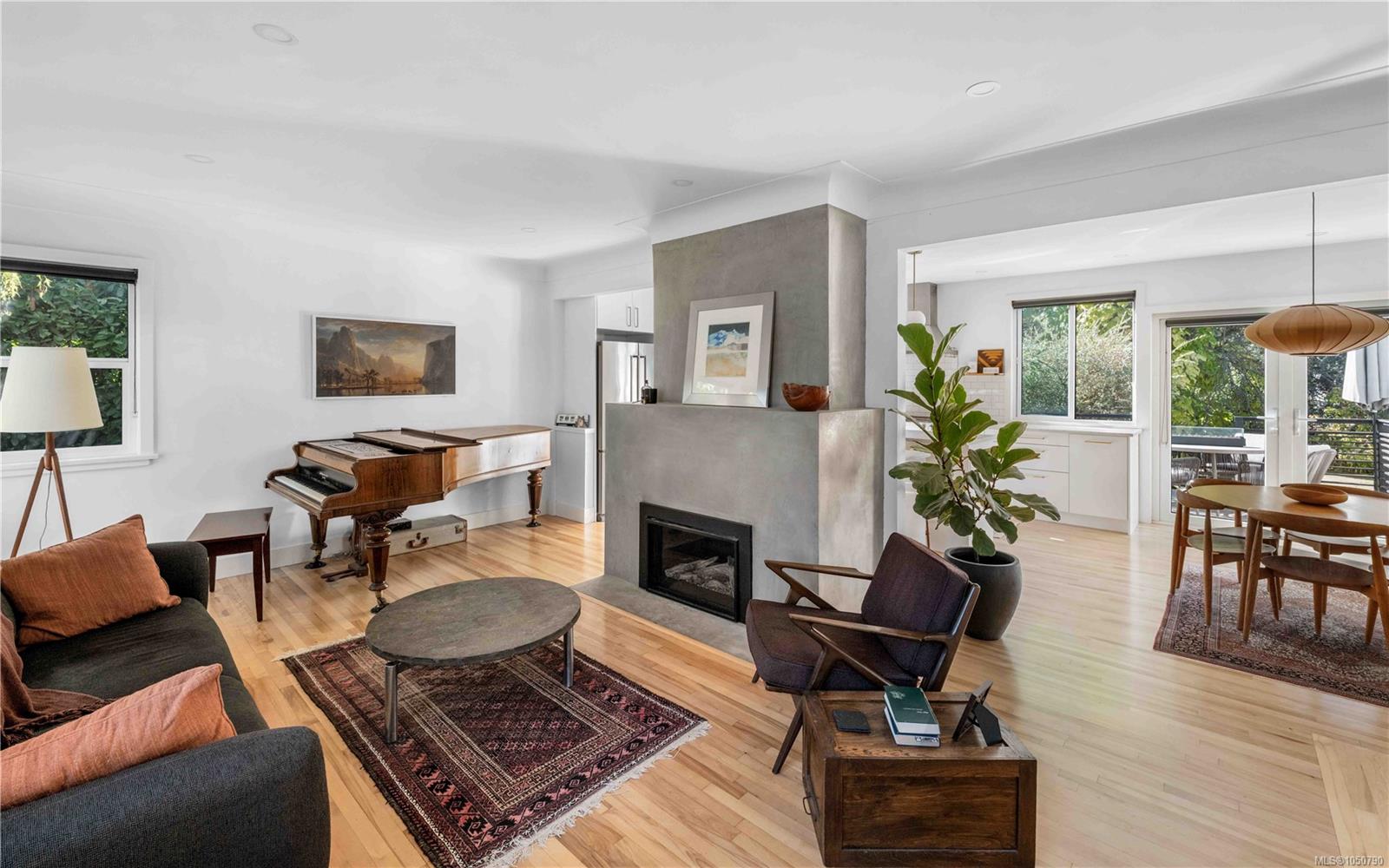 773 Middleton St — listing photo 4 of 37