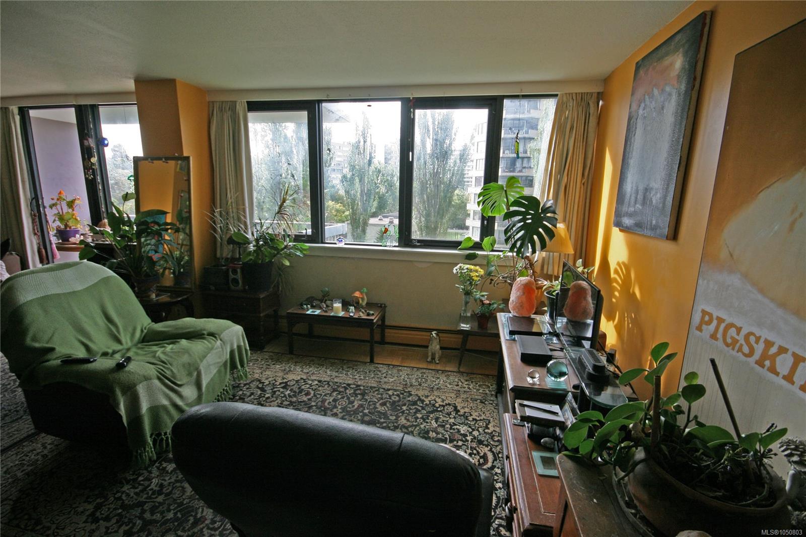 408-647 Michigan St — listing photo 13 of 22