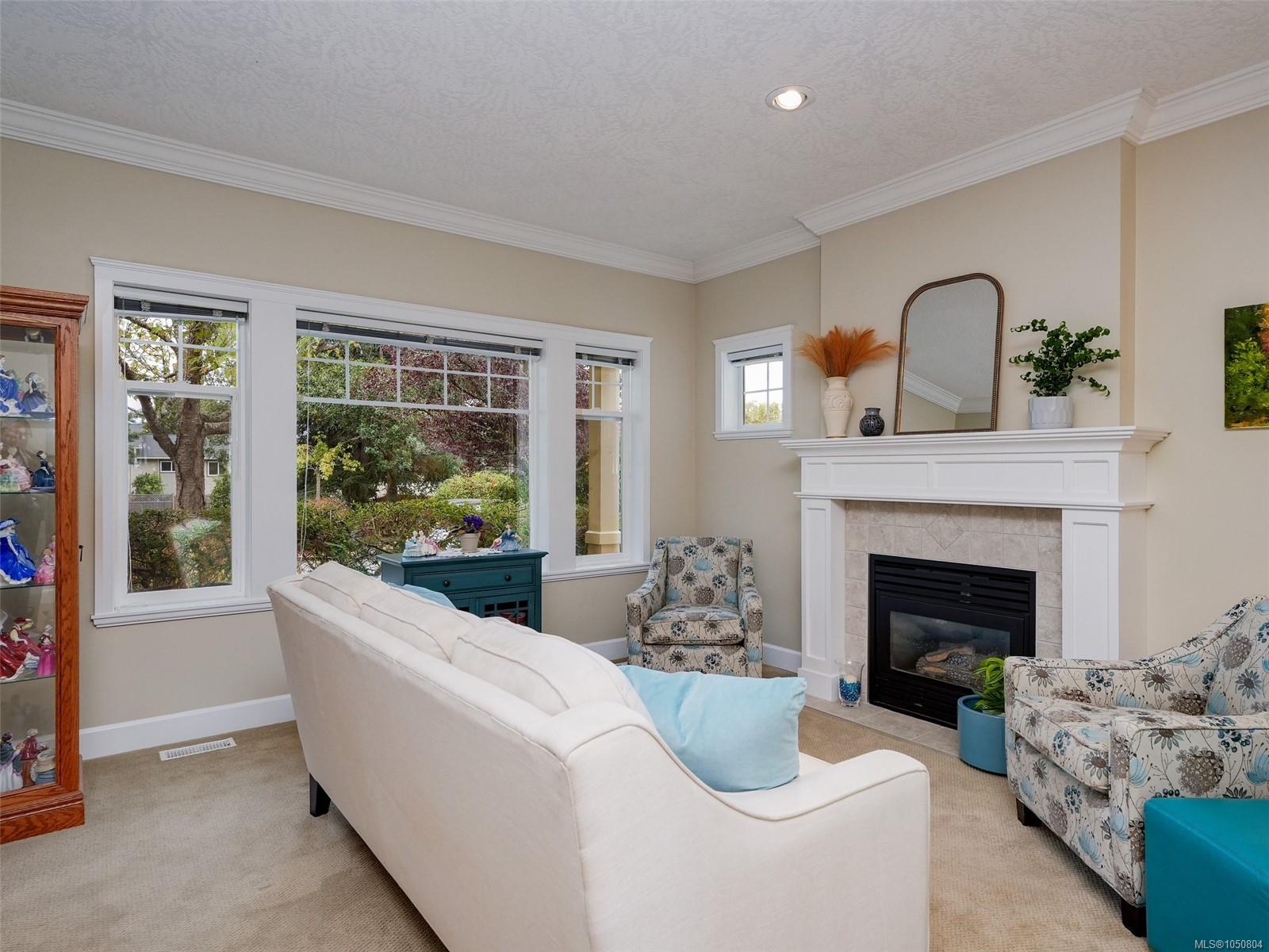 B-1704 Feltham Rd — listing photo 3 of 25