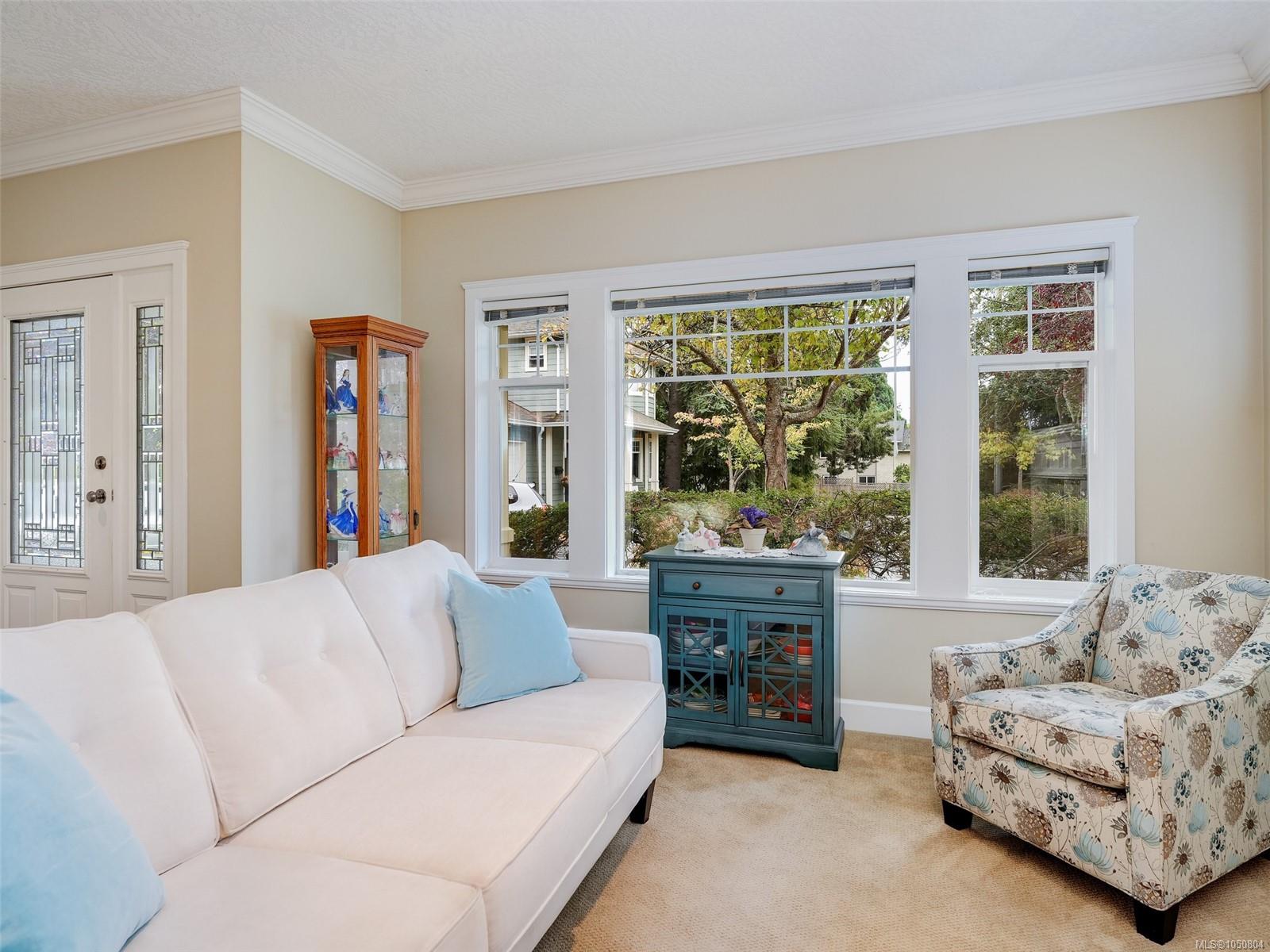 B-1704 Feltham Rd — listing photo 5 of 25