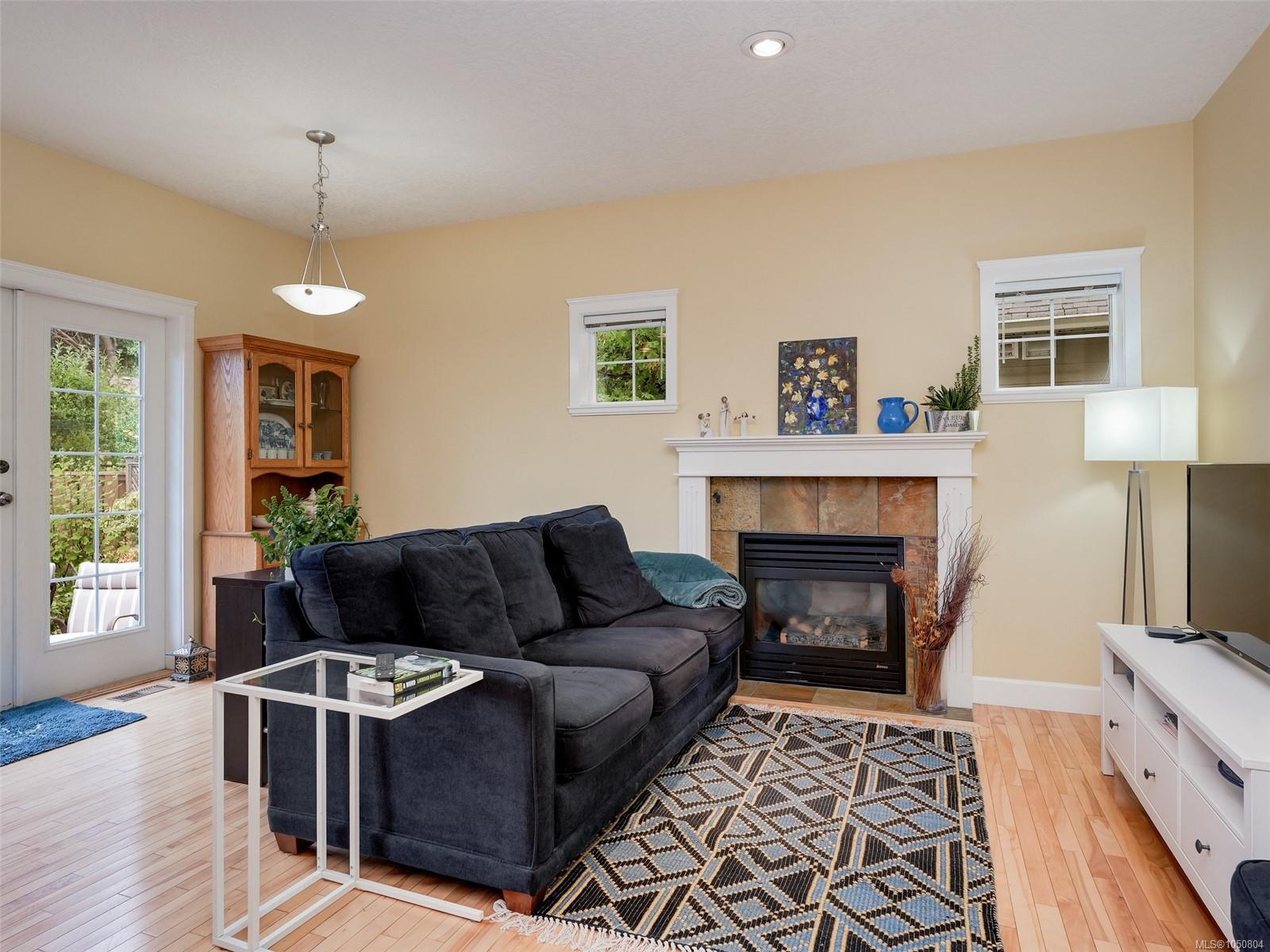 B-1704 Feltham Rd — listing photo 7 of 25