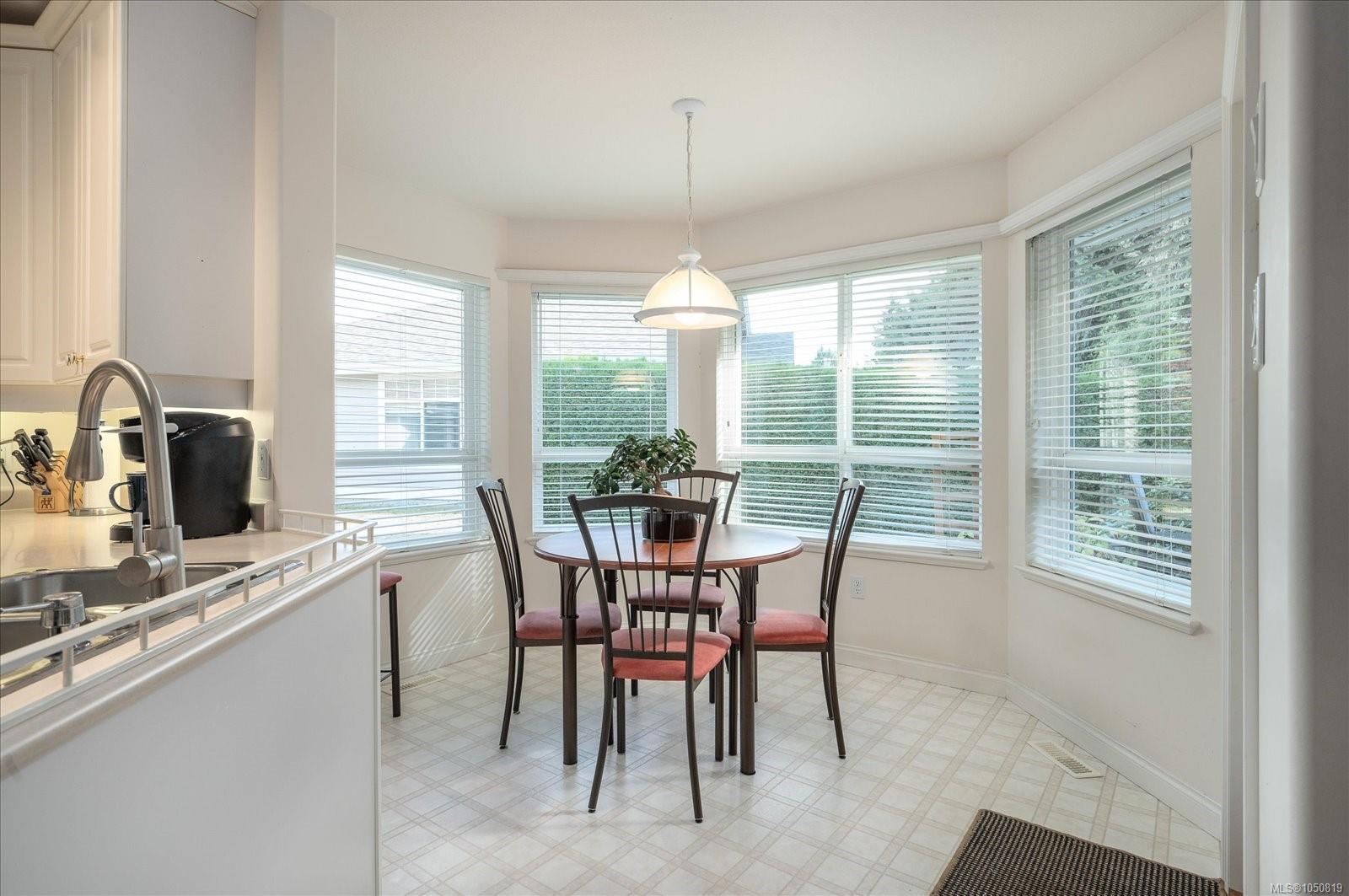 1204 Gabriola Dr — listing photo 14 of 39