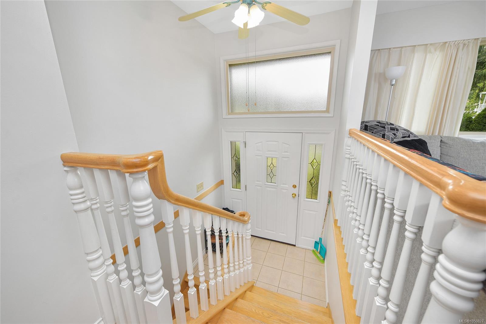 3058 CAROLA Pl photo 4