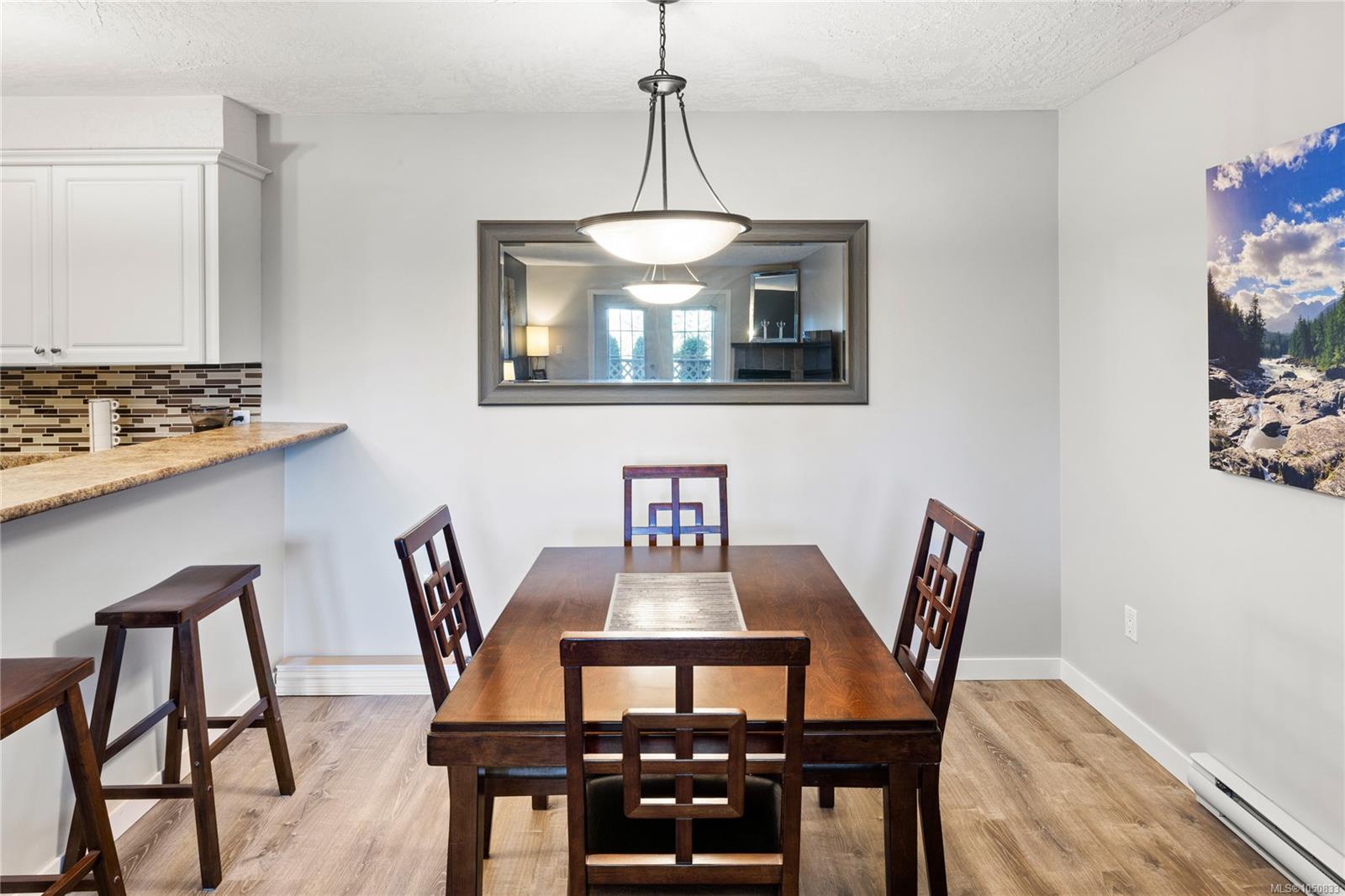 2-8 White St — listing photo 8 of 22