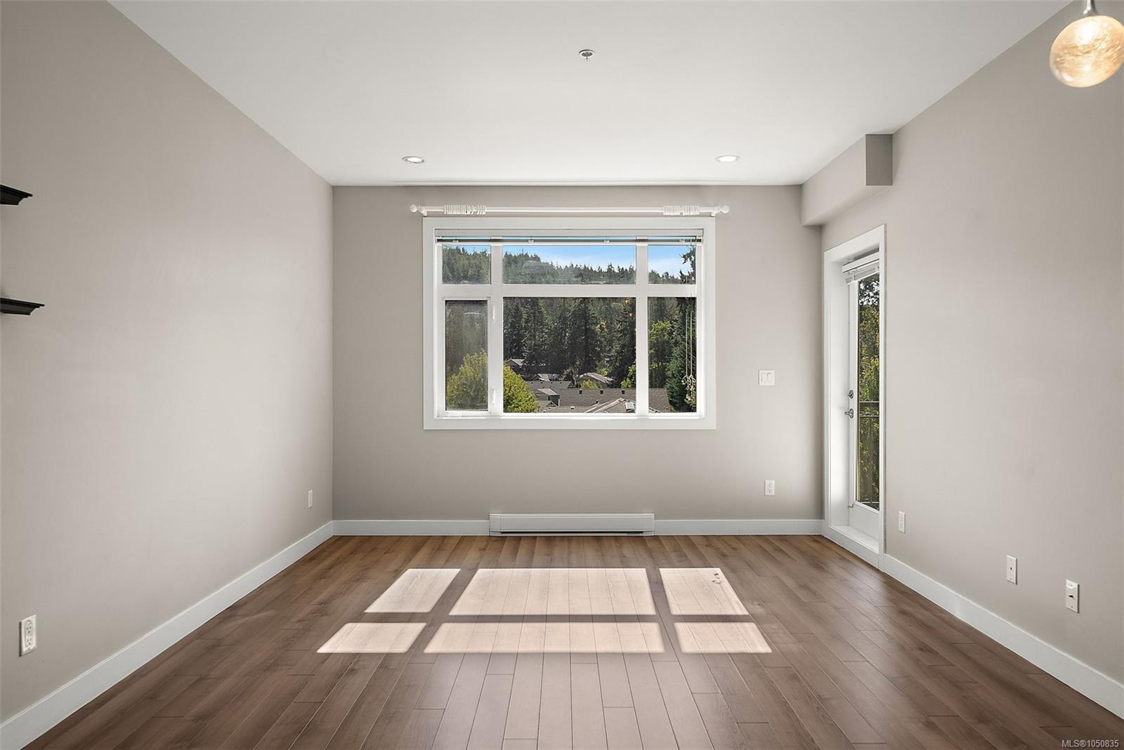 315-2655 Sooke Rd — listing photo 5 of 34