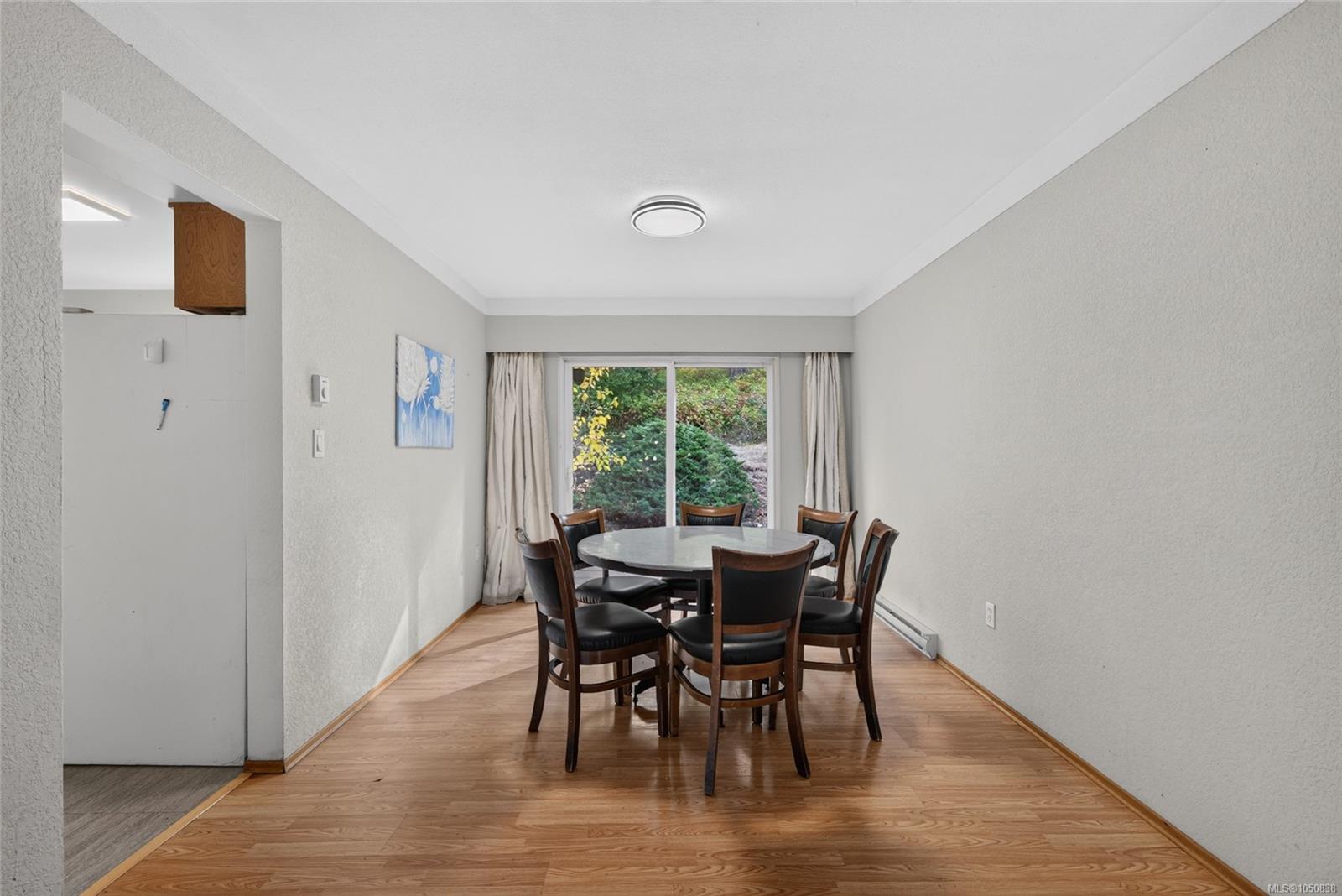 4439 Blenkinsop Rd — listing photo 12 of 42